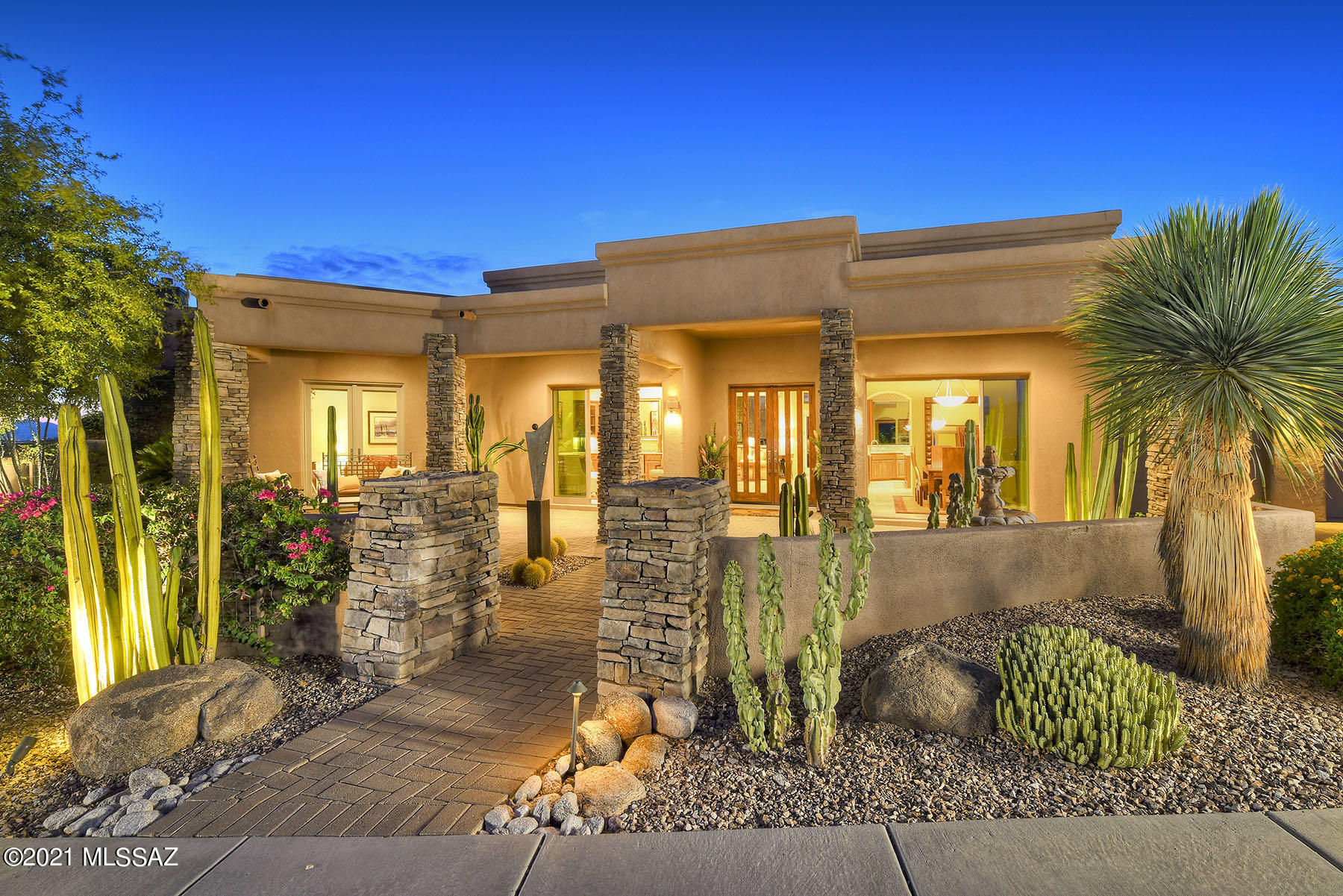 Sabino Mountain (1-290) - Residential