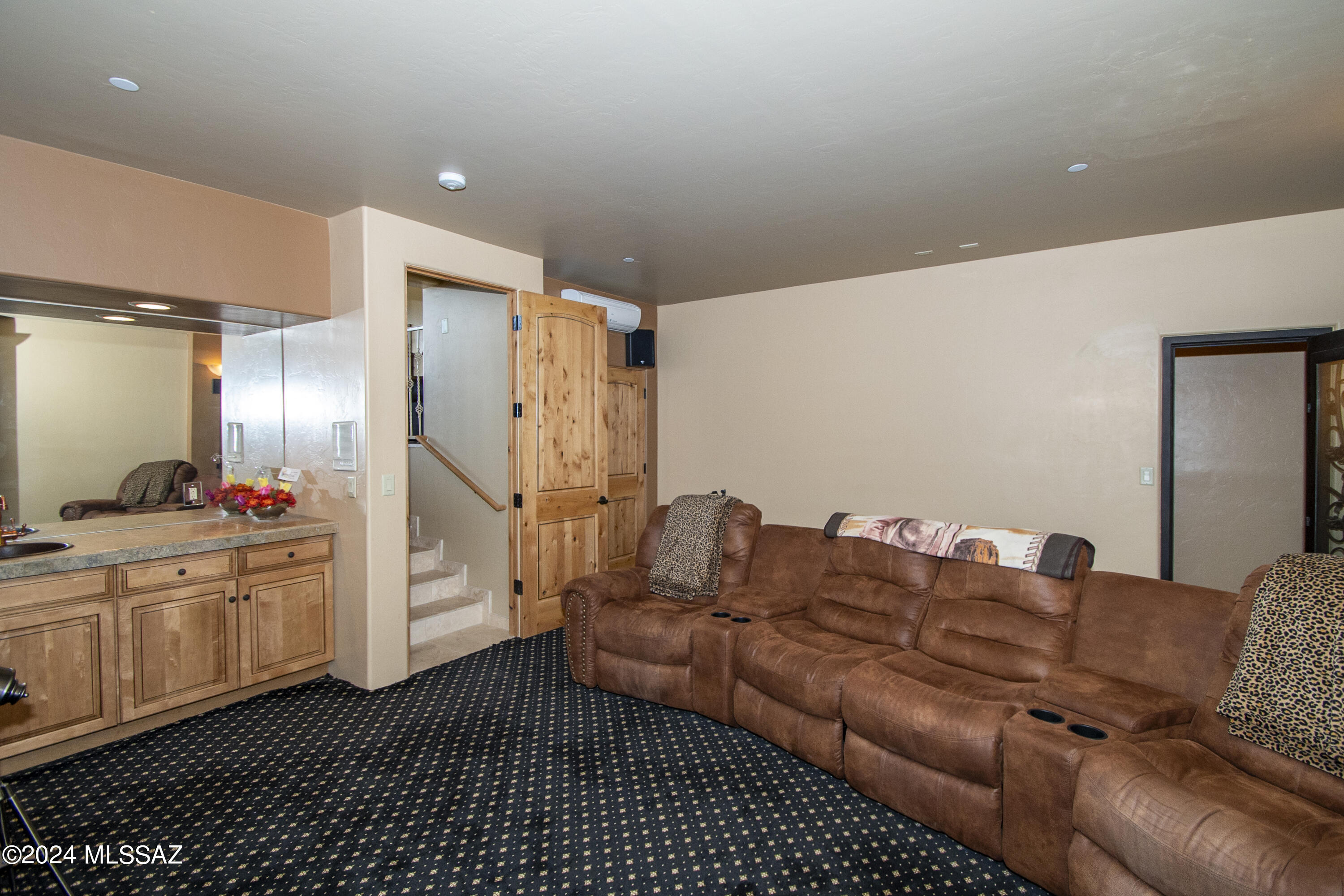 Butterfly Mountain (1-28) - Residential