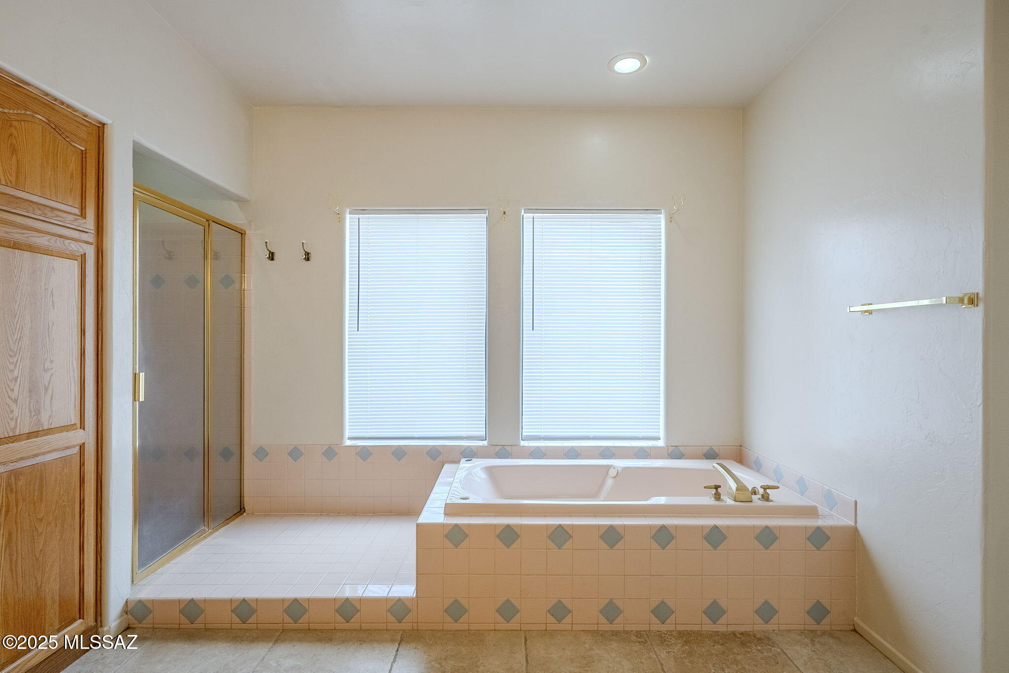 San Domingo (77-102) - Residential
