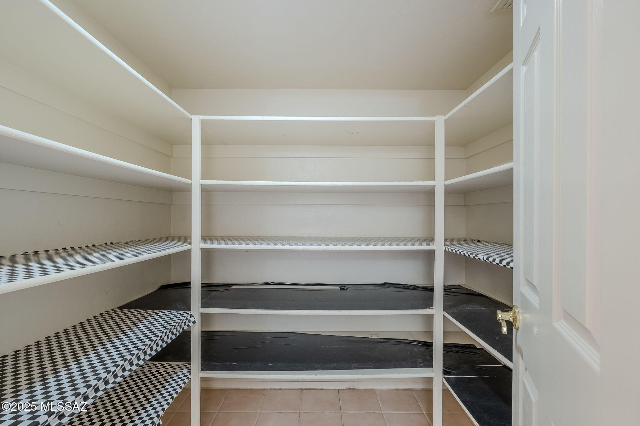 San Domingo (77-102) - Residential