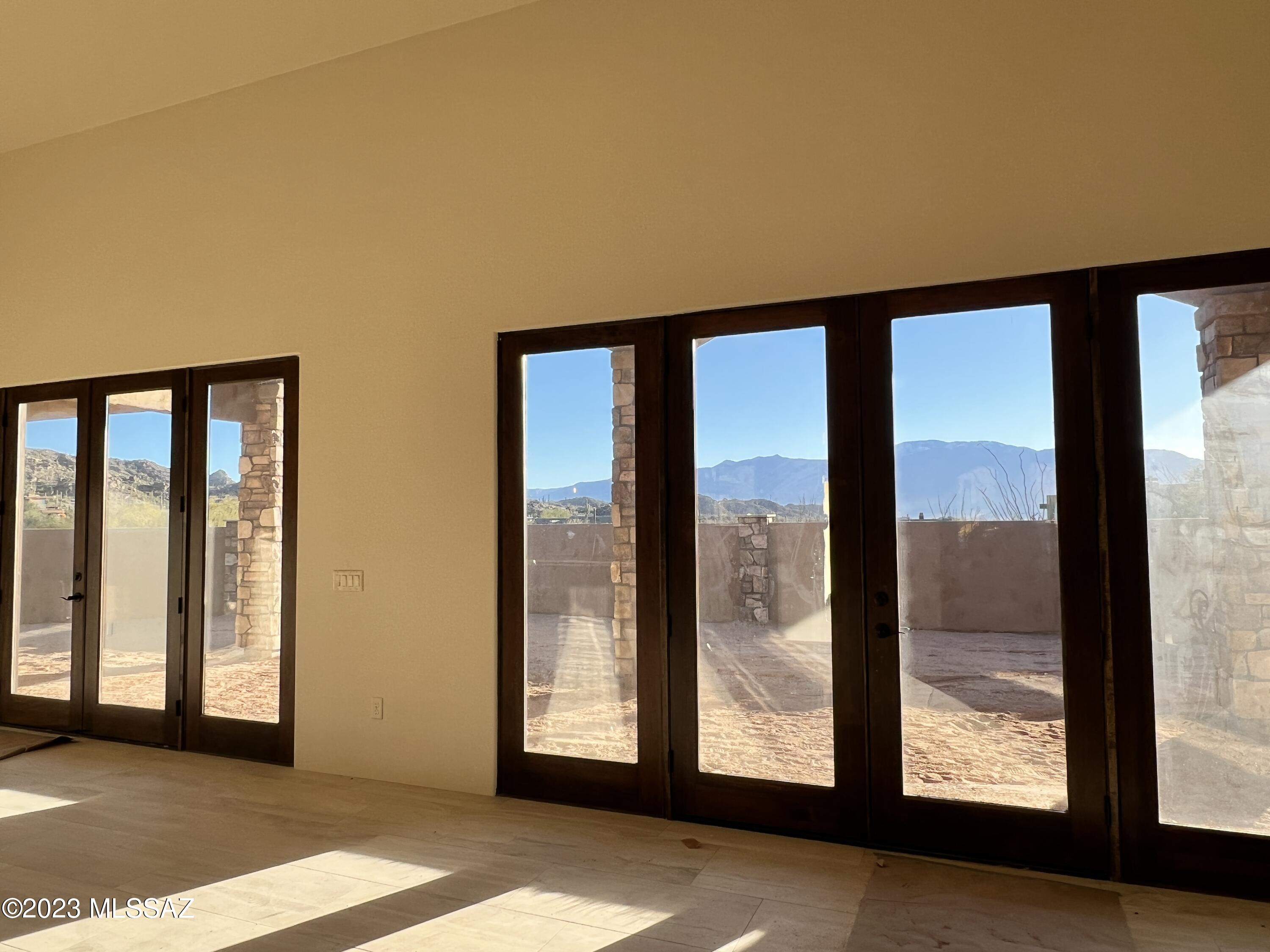 Stone Canyon III - Residential