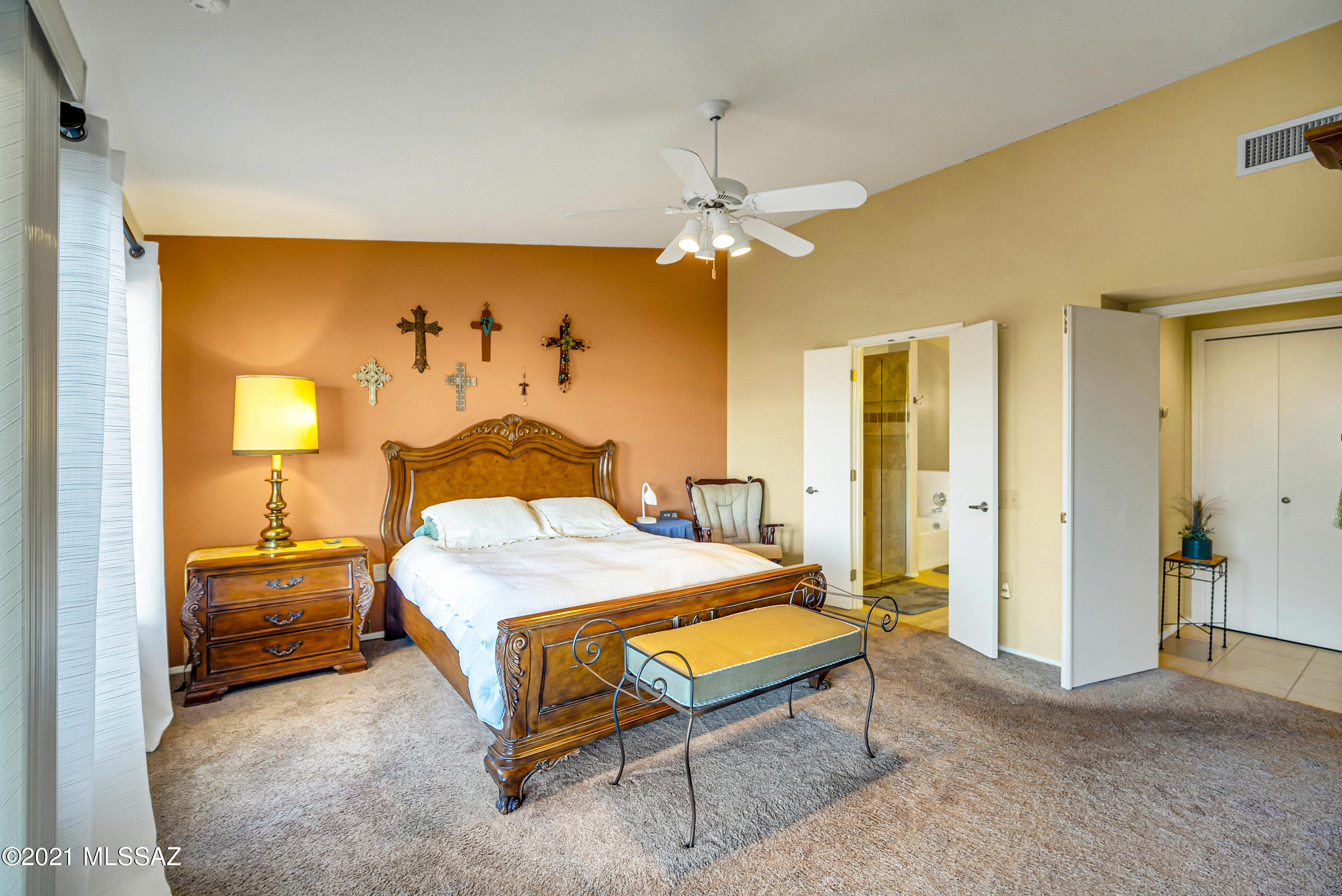 San Ignacio Heights (93-135) - Residential