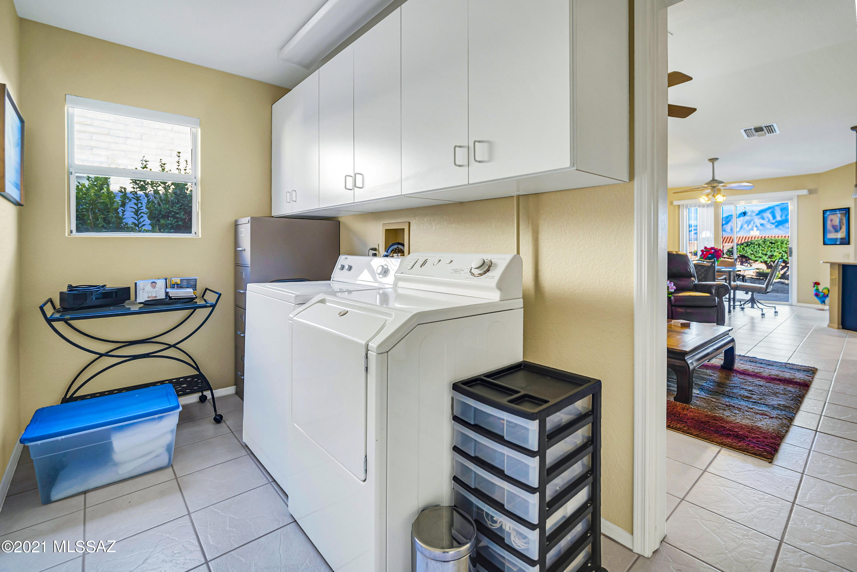 San Ignacio Heights (93-135) - Residential