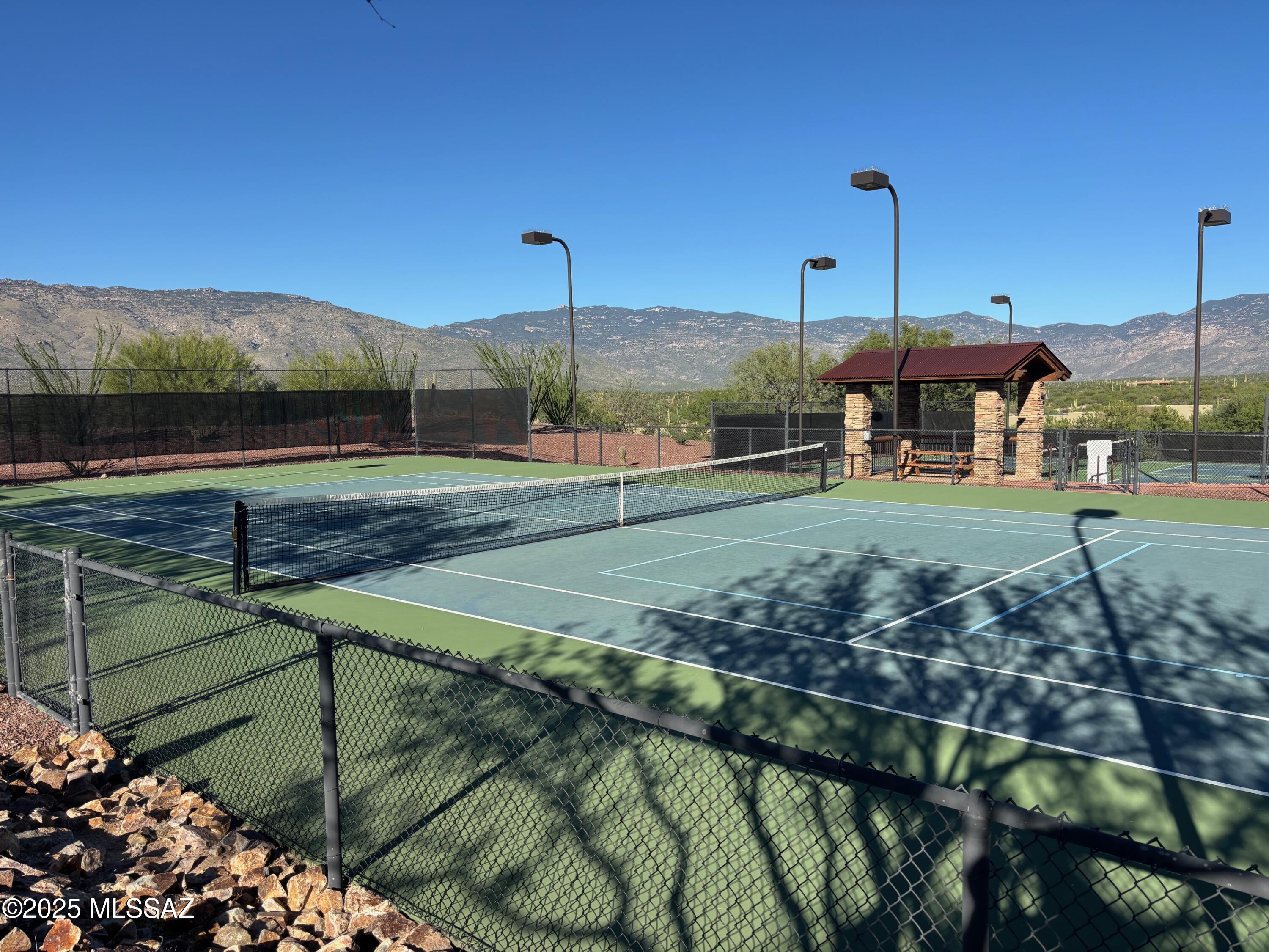 Coyote Creek (1-395) - Residential
