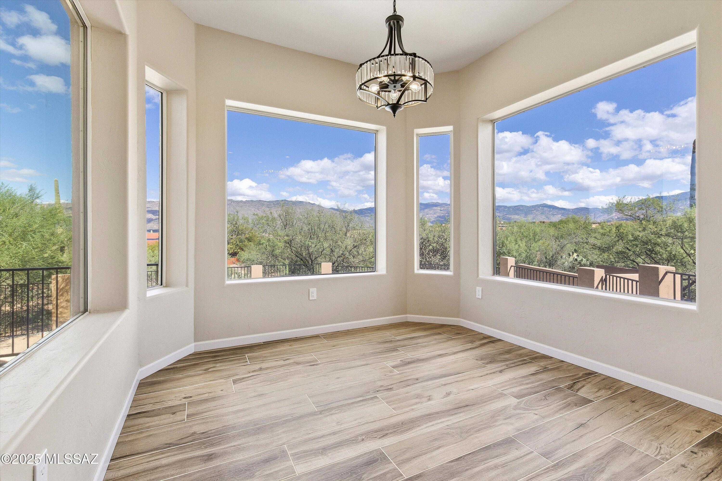 Coyote Creek (1-395) - Residential