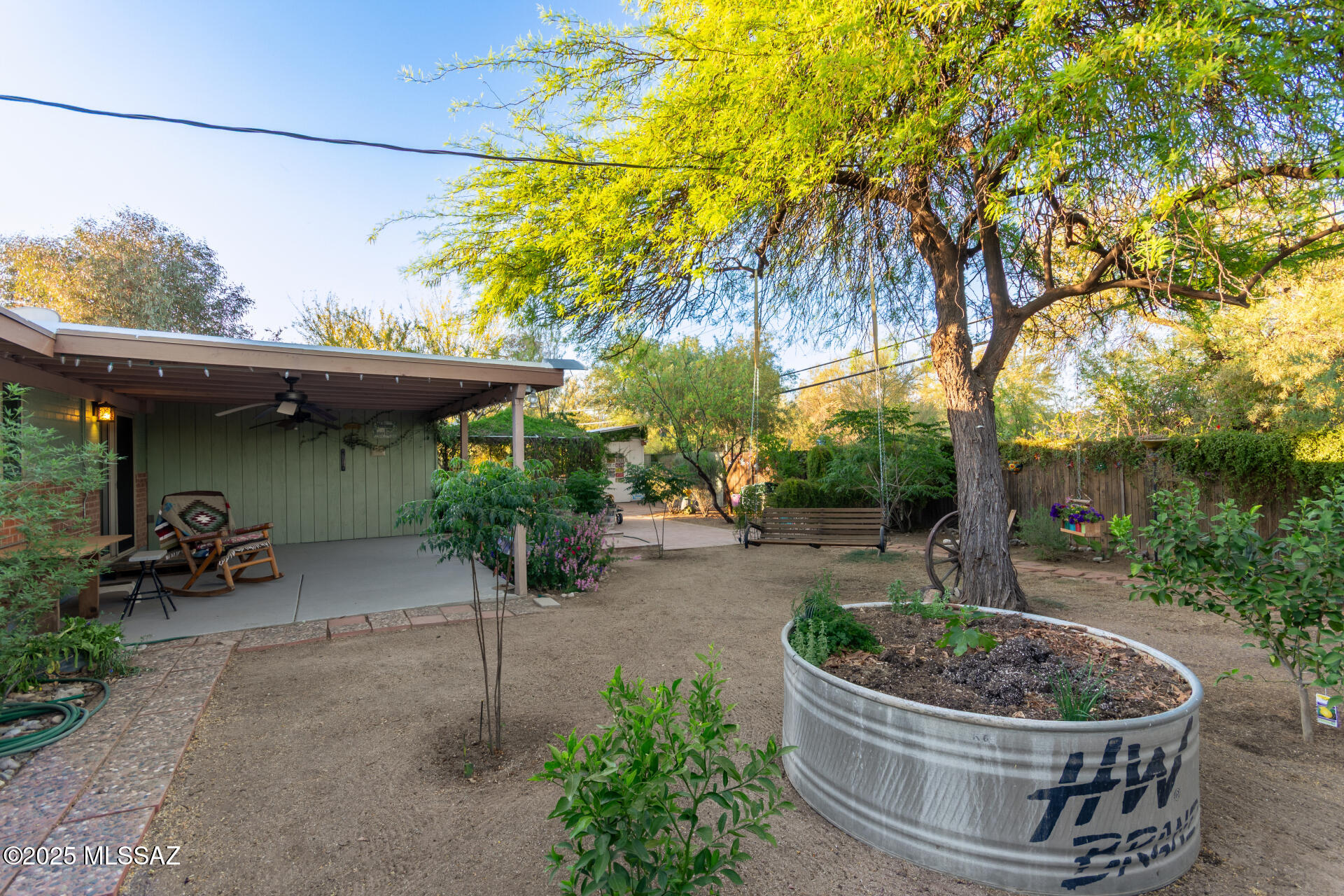 2055 S Avenida Del Sol