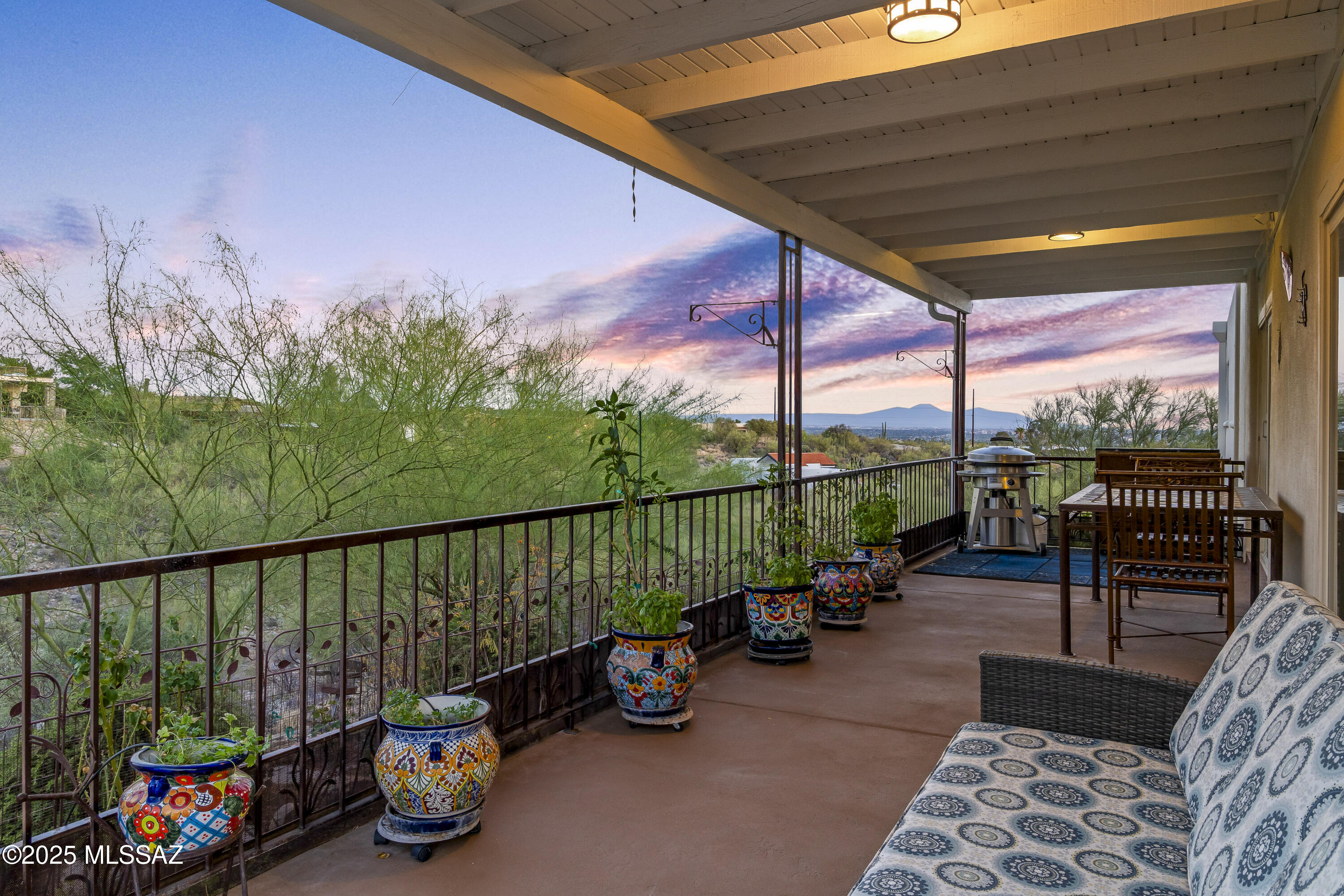 Shadow Roc (81-141) - Residential