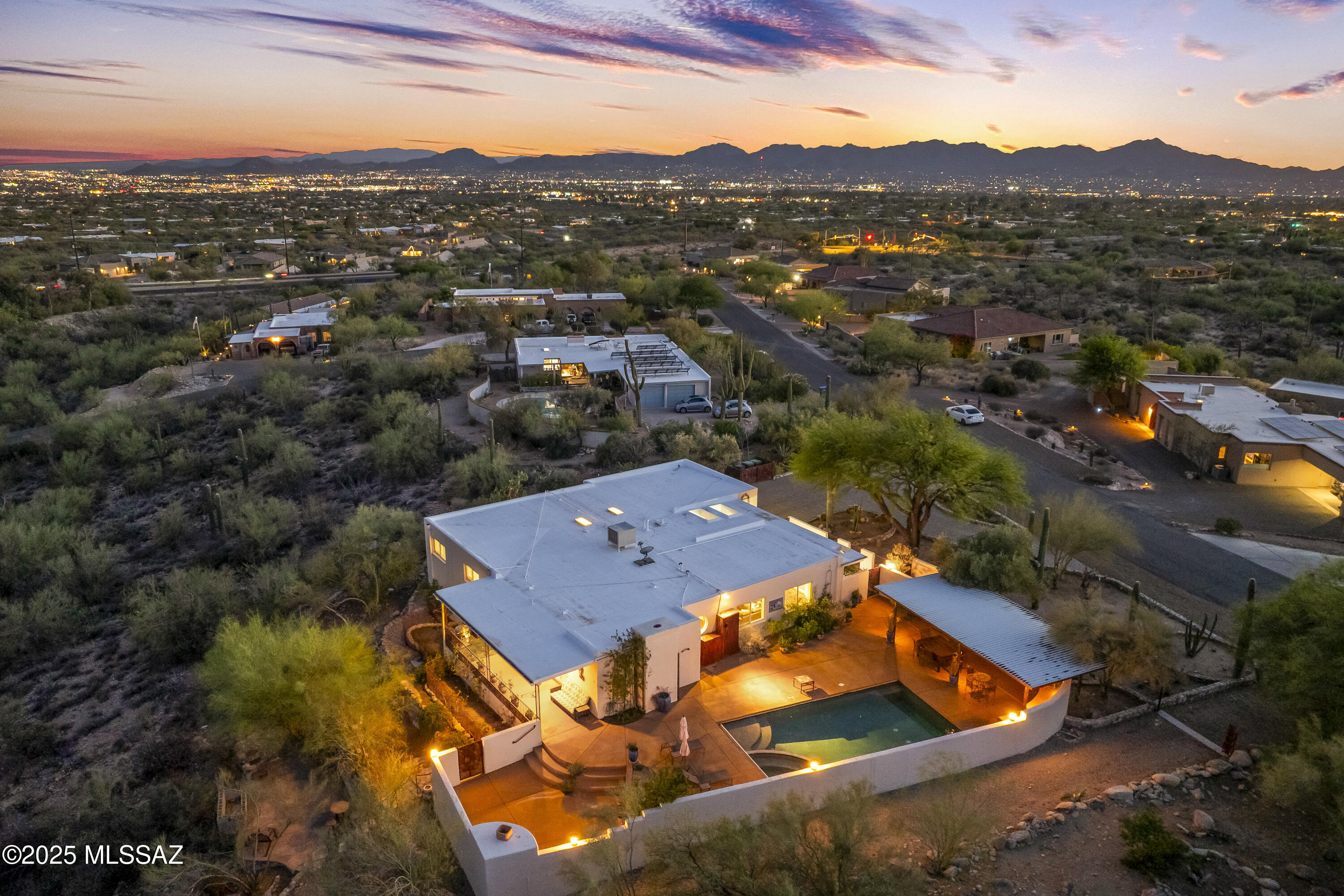 Shadow Roc (81-141) - Residential
