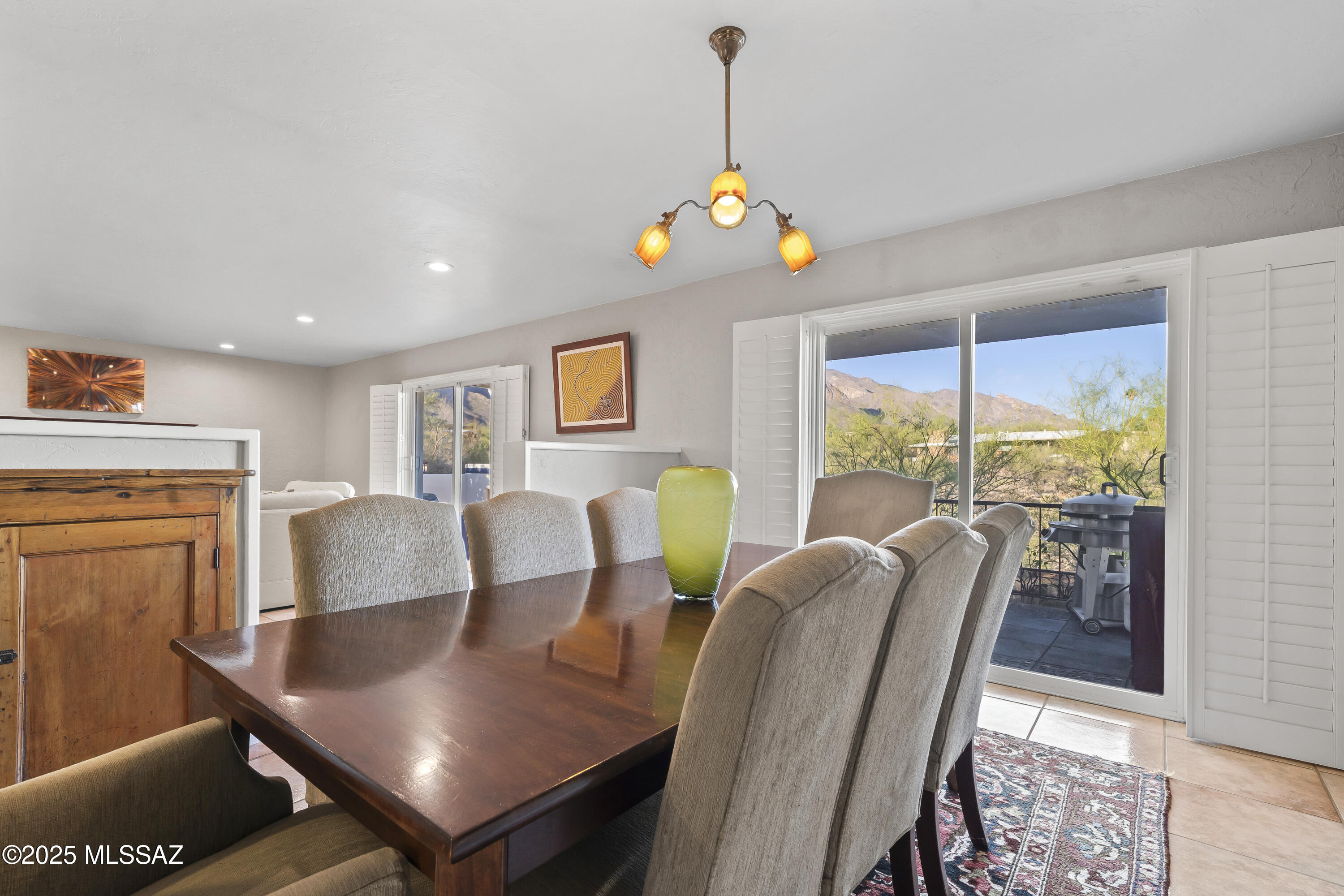 Shadow Roc (81-141) - Residential