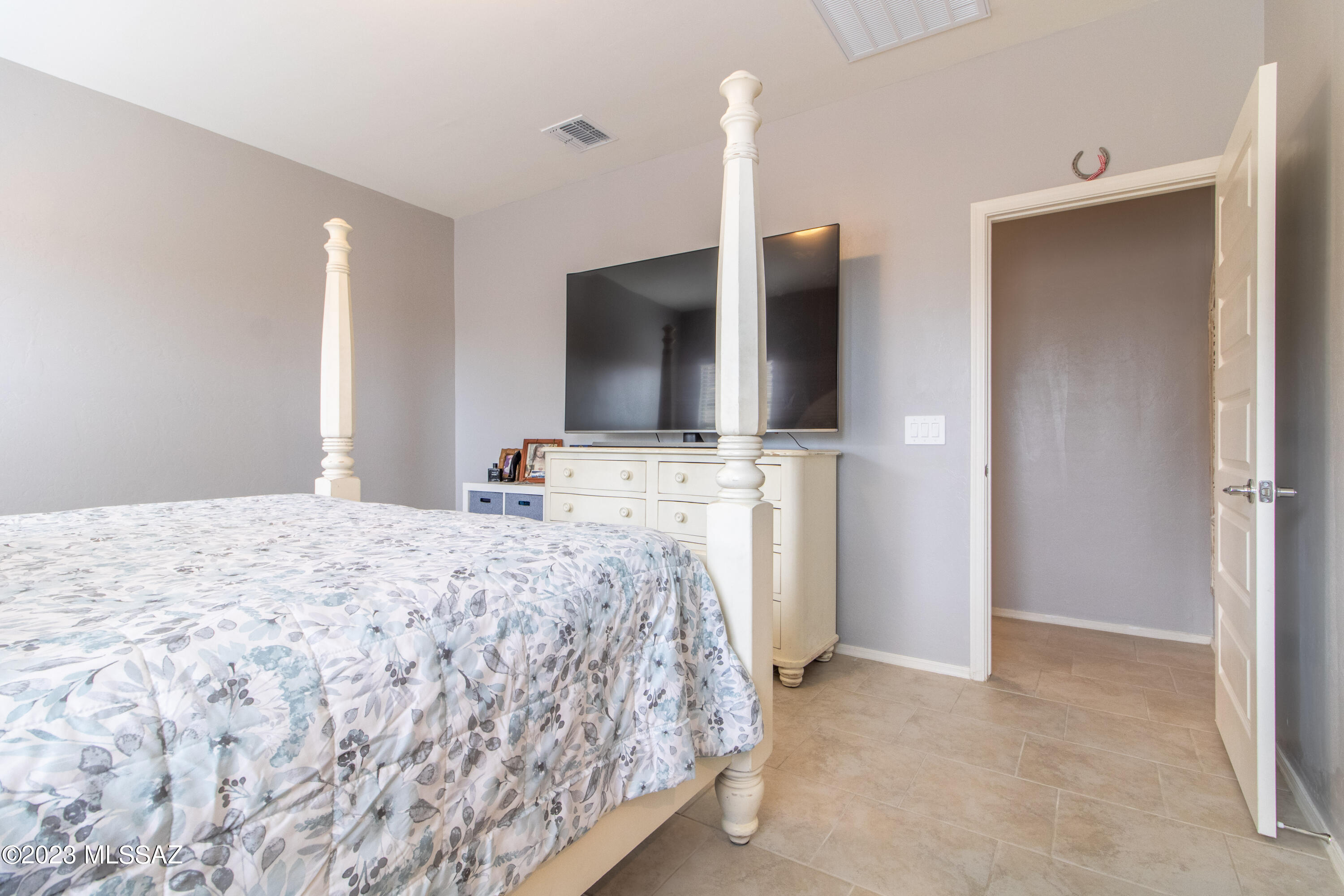 Saguaro Bloom SQ20180540069 - Residential