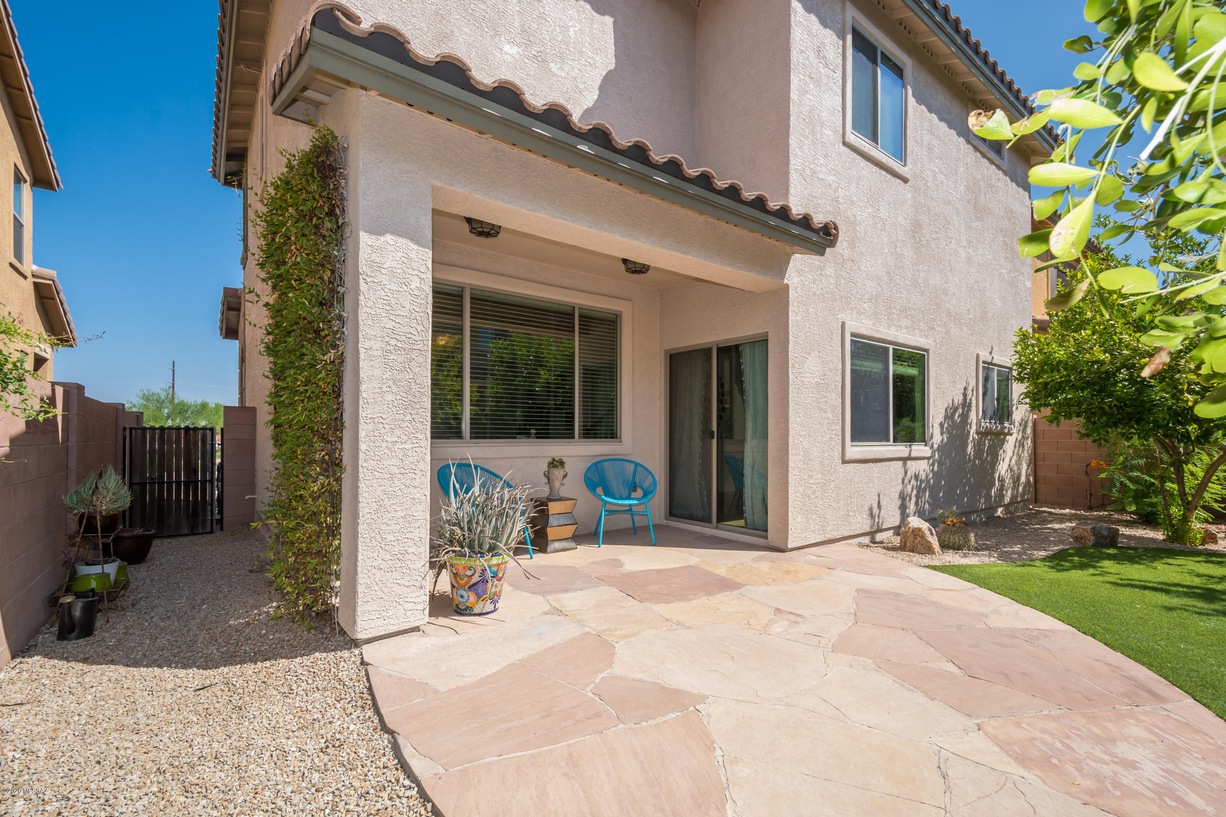 Paseo del Rio - Residential