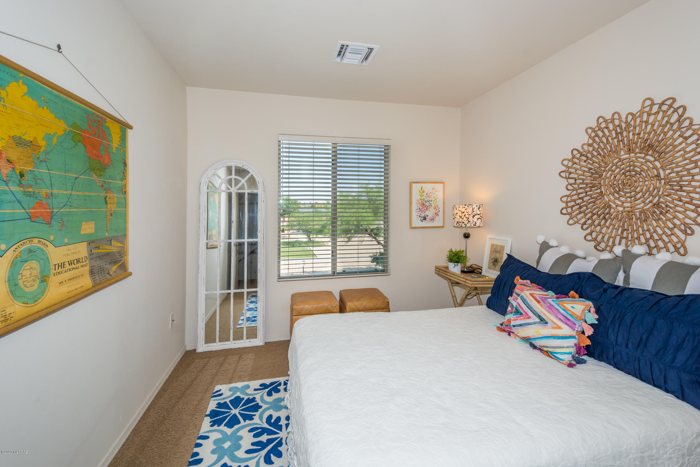 Paseo del Rio - Residential