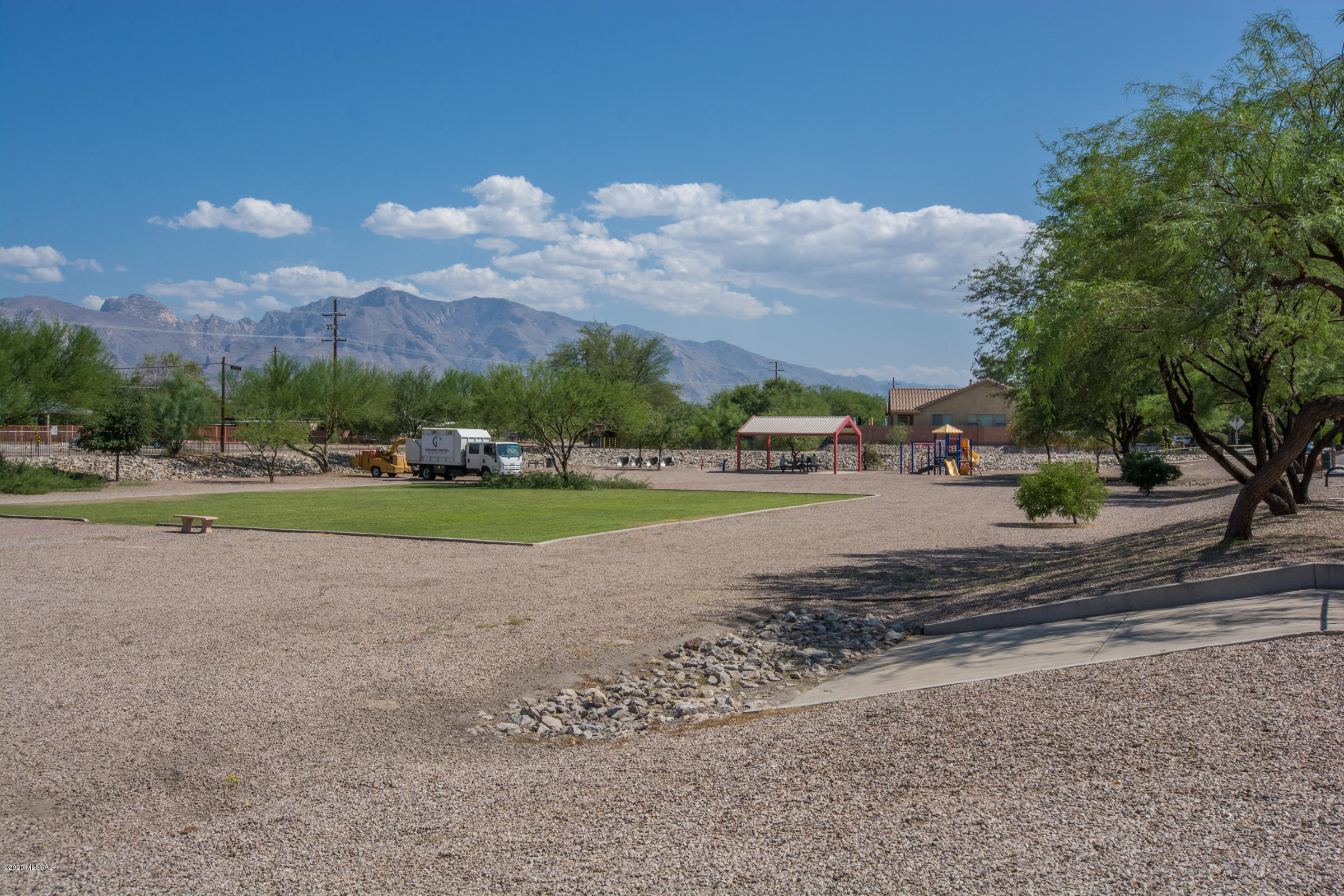 Paseo del Rio - Residential