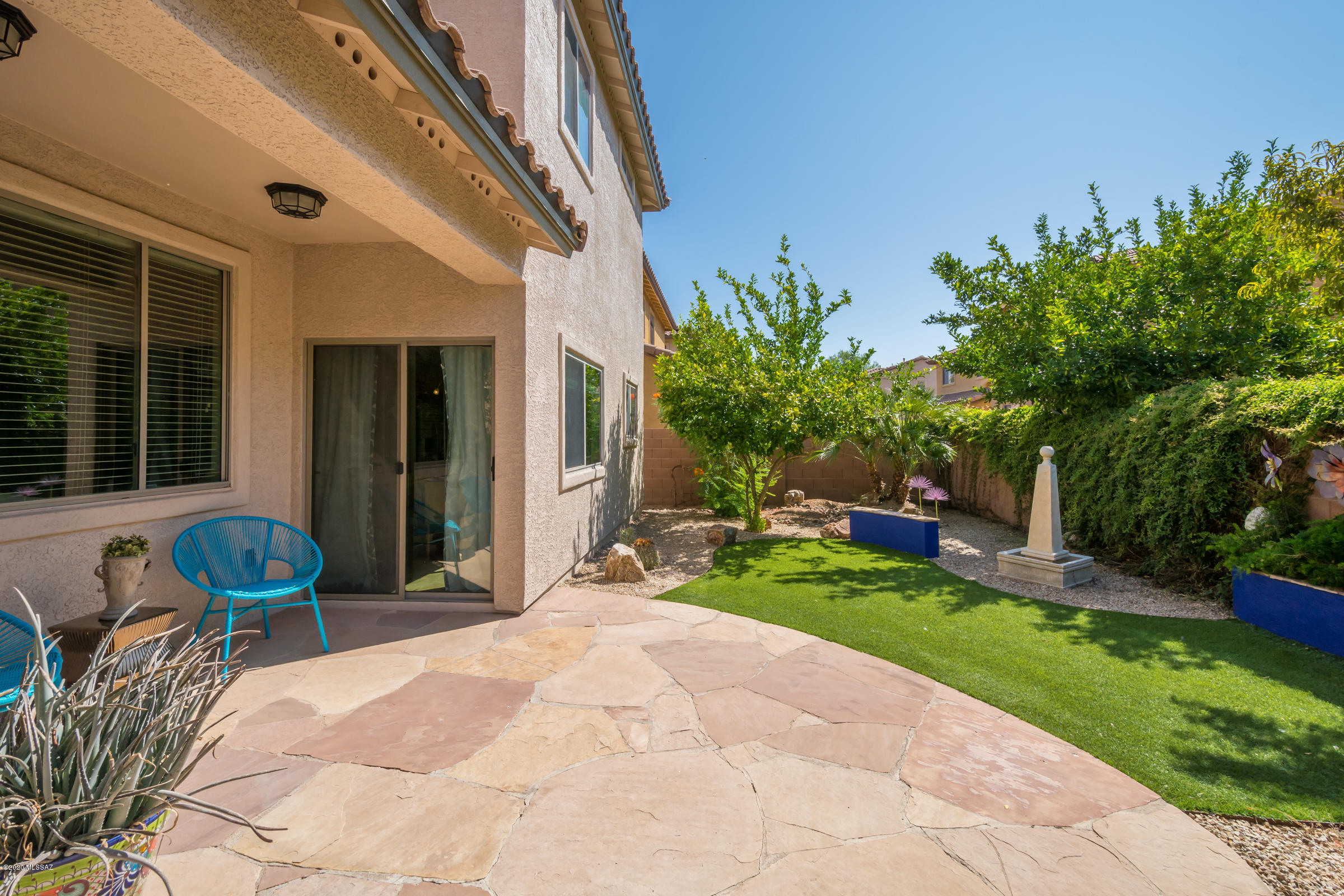 Paseo del Rio - Residential