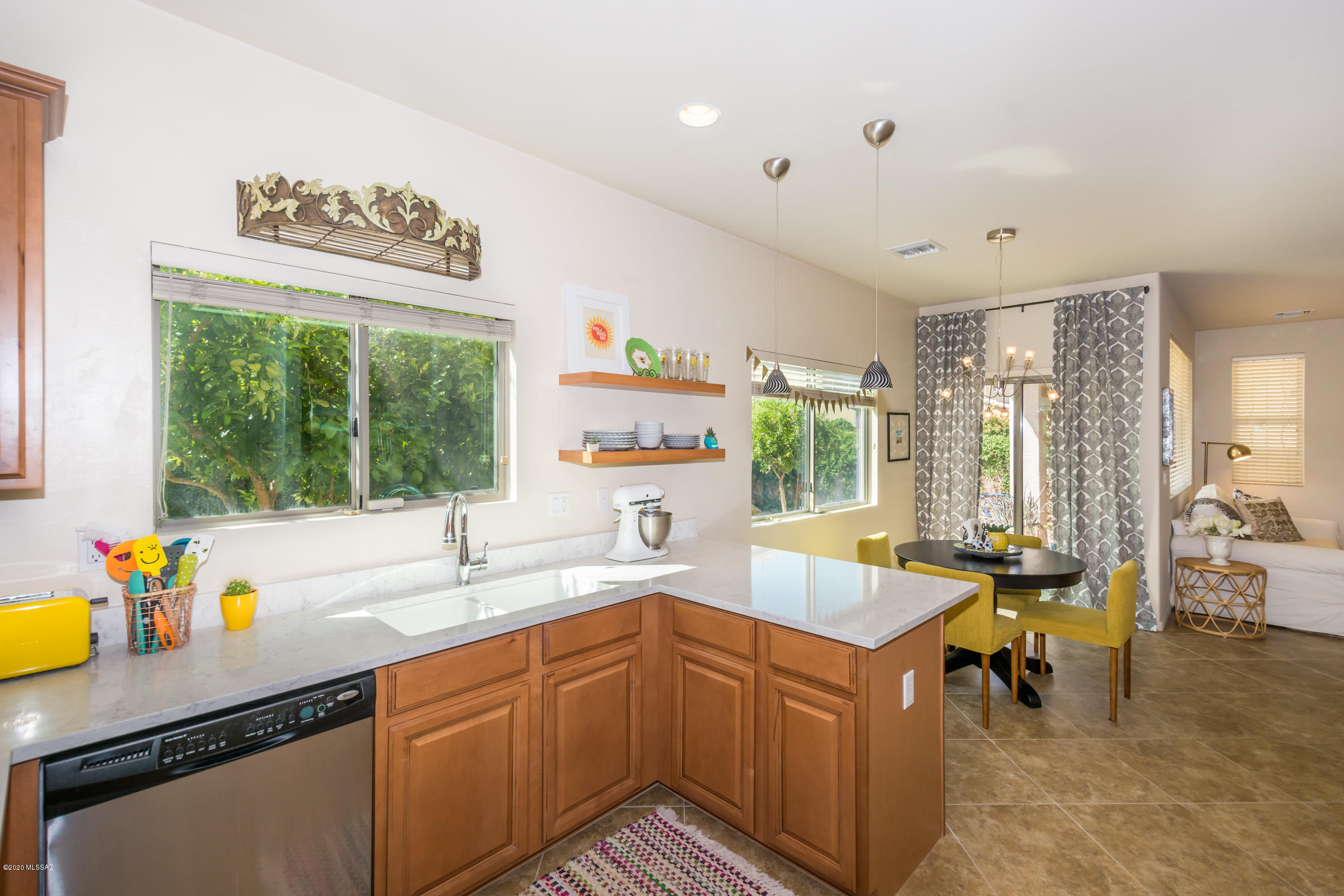 Paseo del Rio - Residential