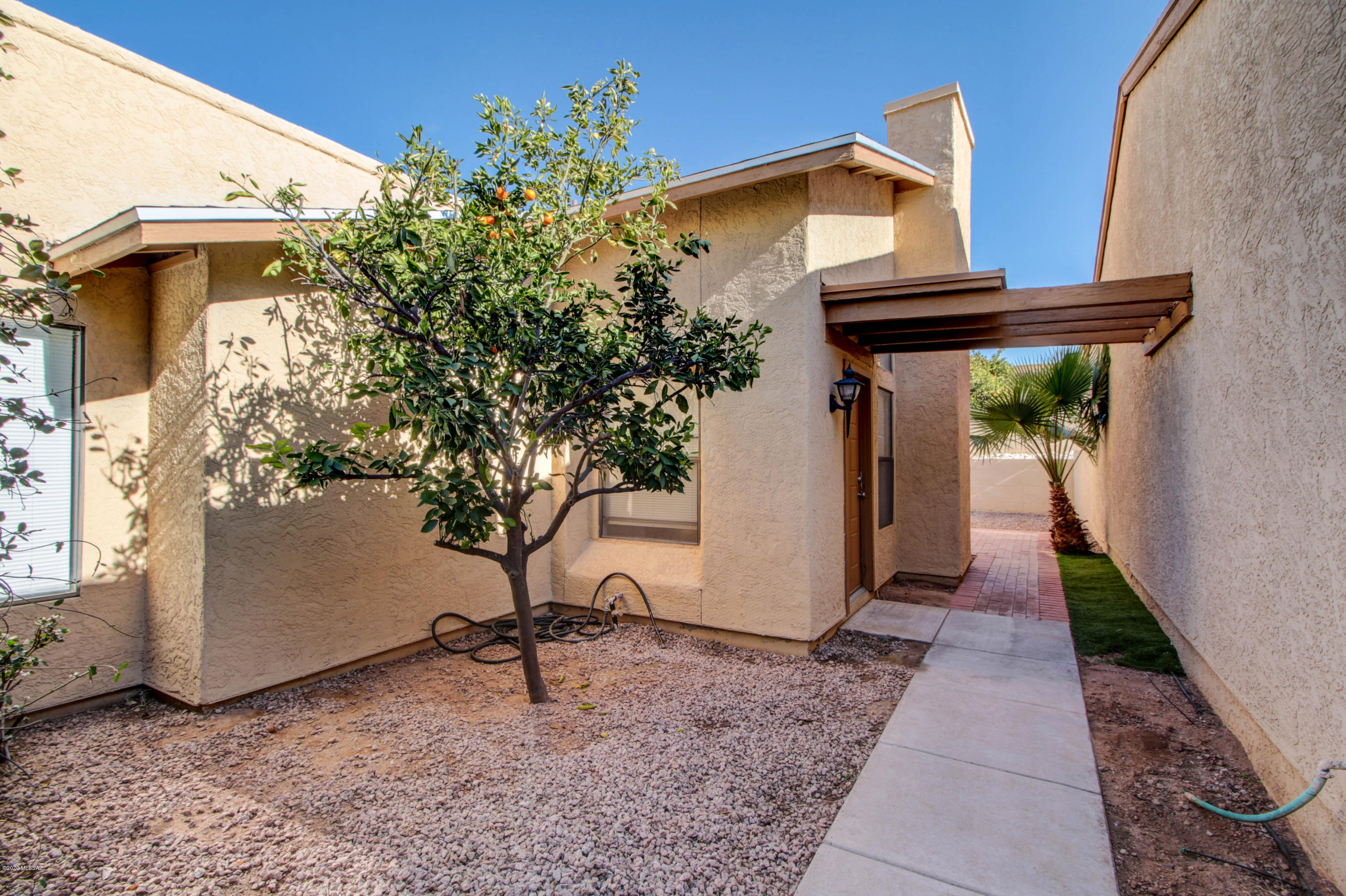 3346 W Starfall Place