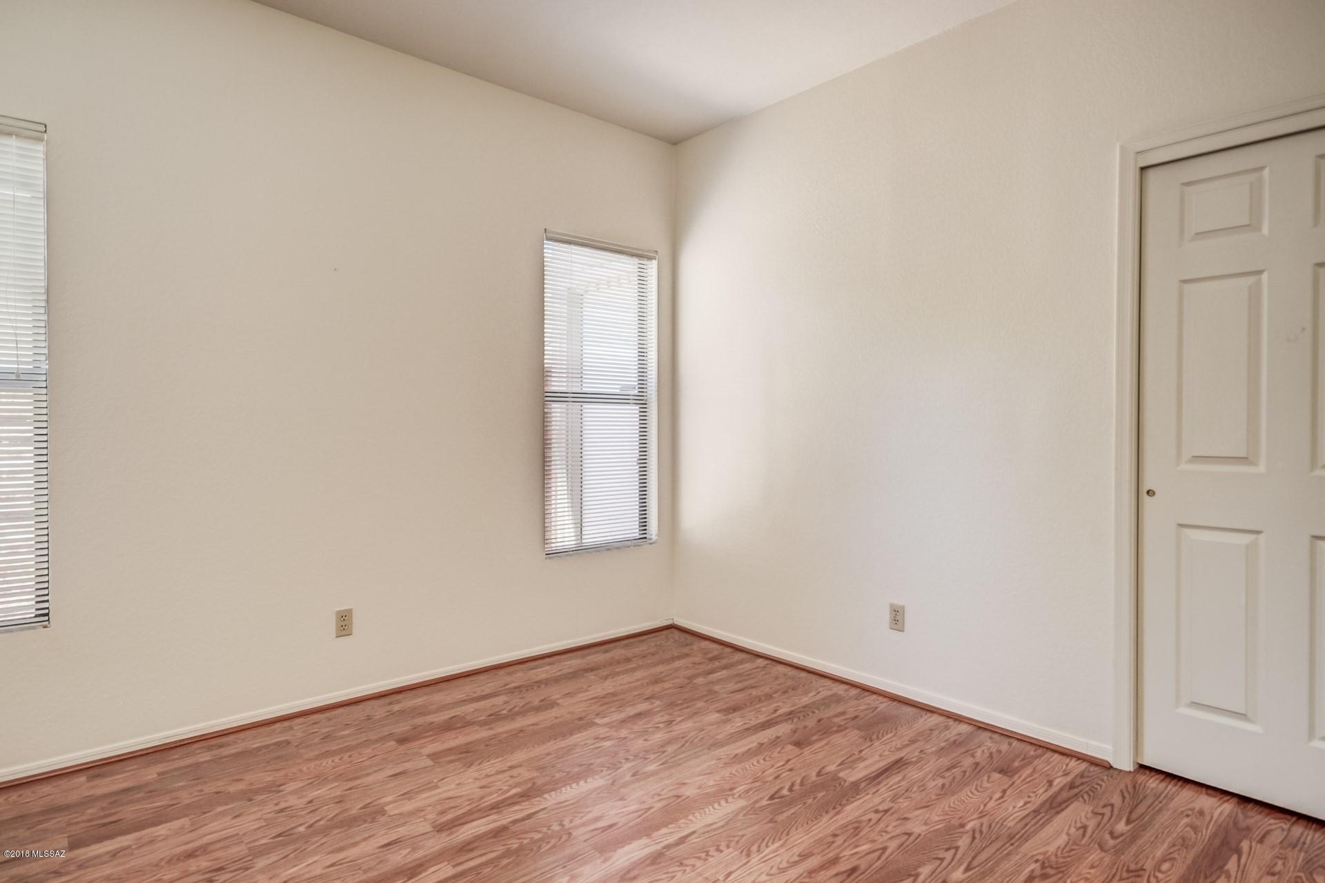 Sunrise Presidio East (1-87) - Residential