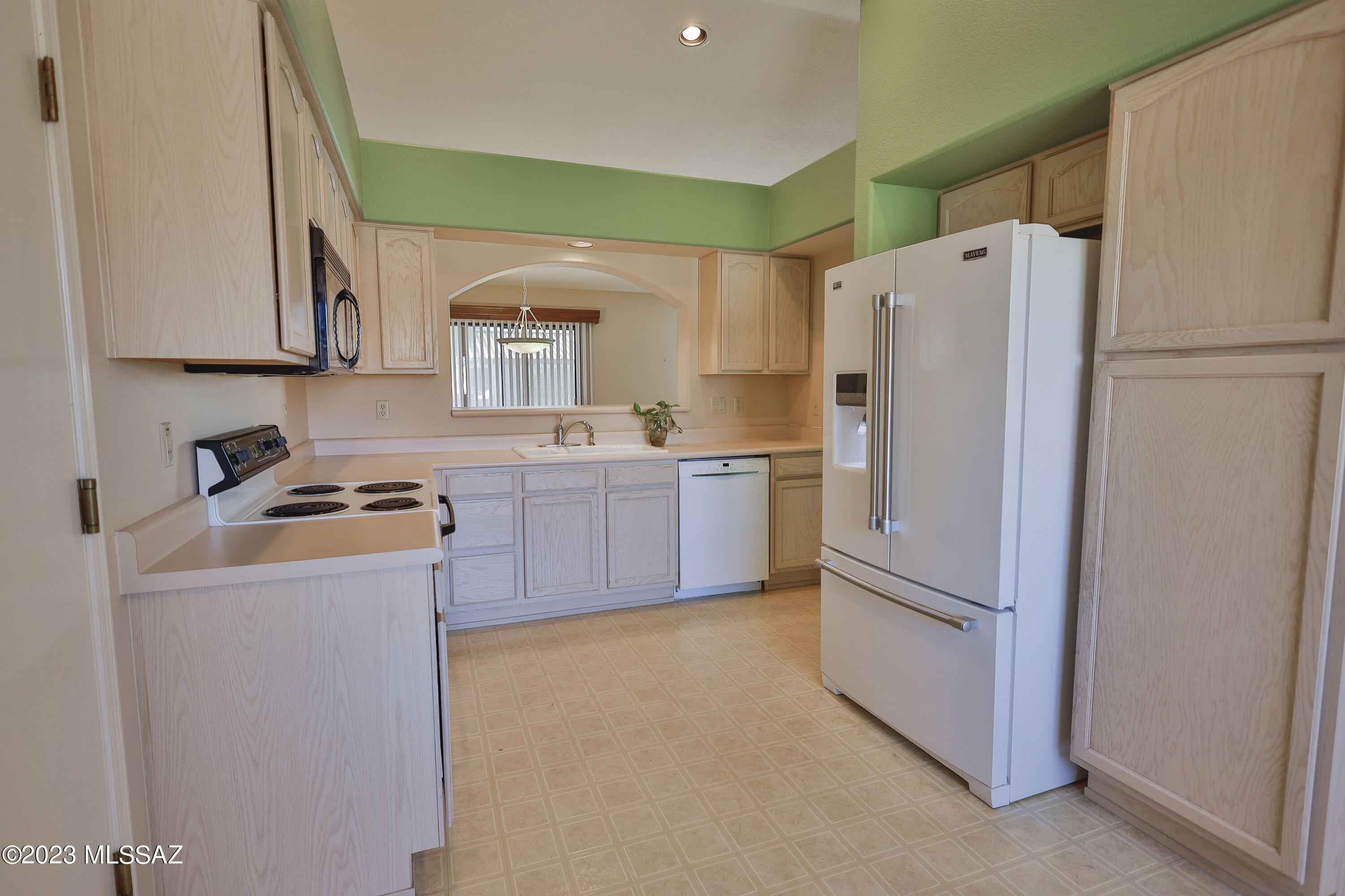 San Ignacio Vistas (101-113,224-228) - Residential