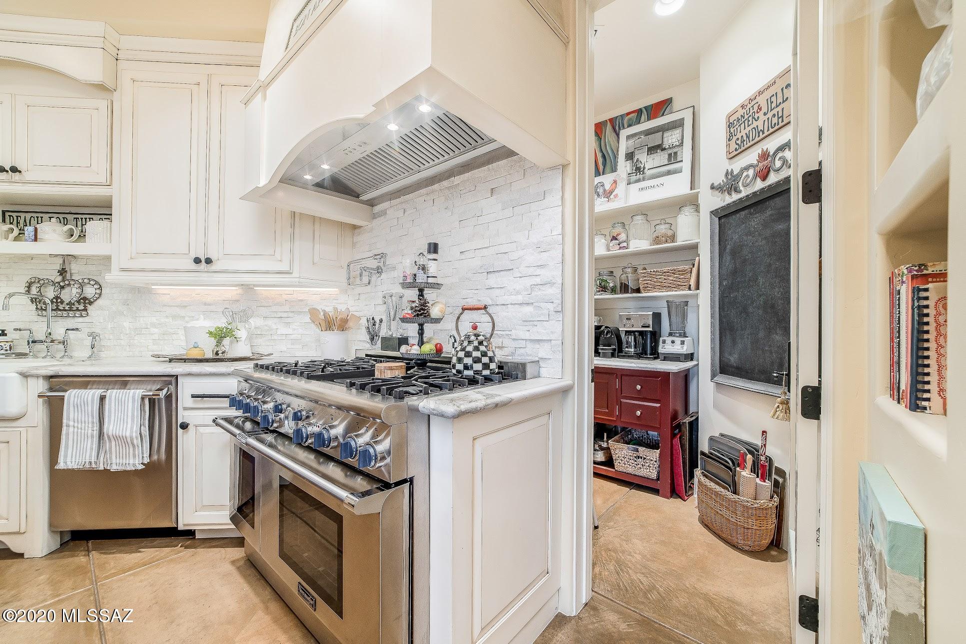 The Ridge At Ventana Canyon (45-63) - Residential