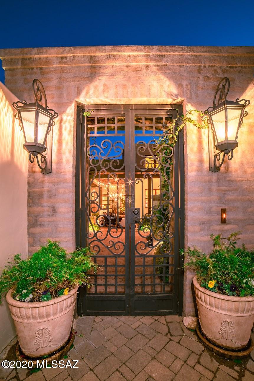 The Ridge At Ventana Canyon (45-63) - Residential