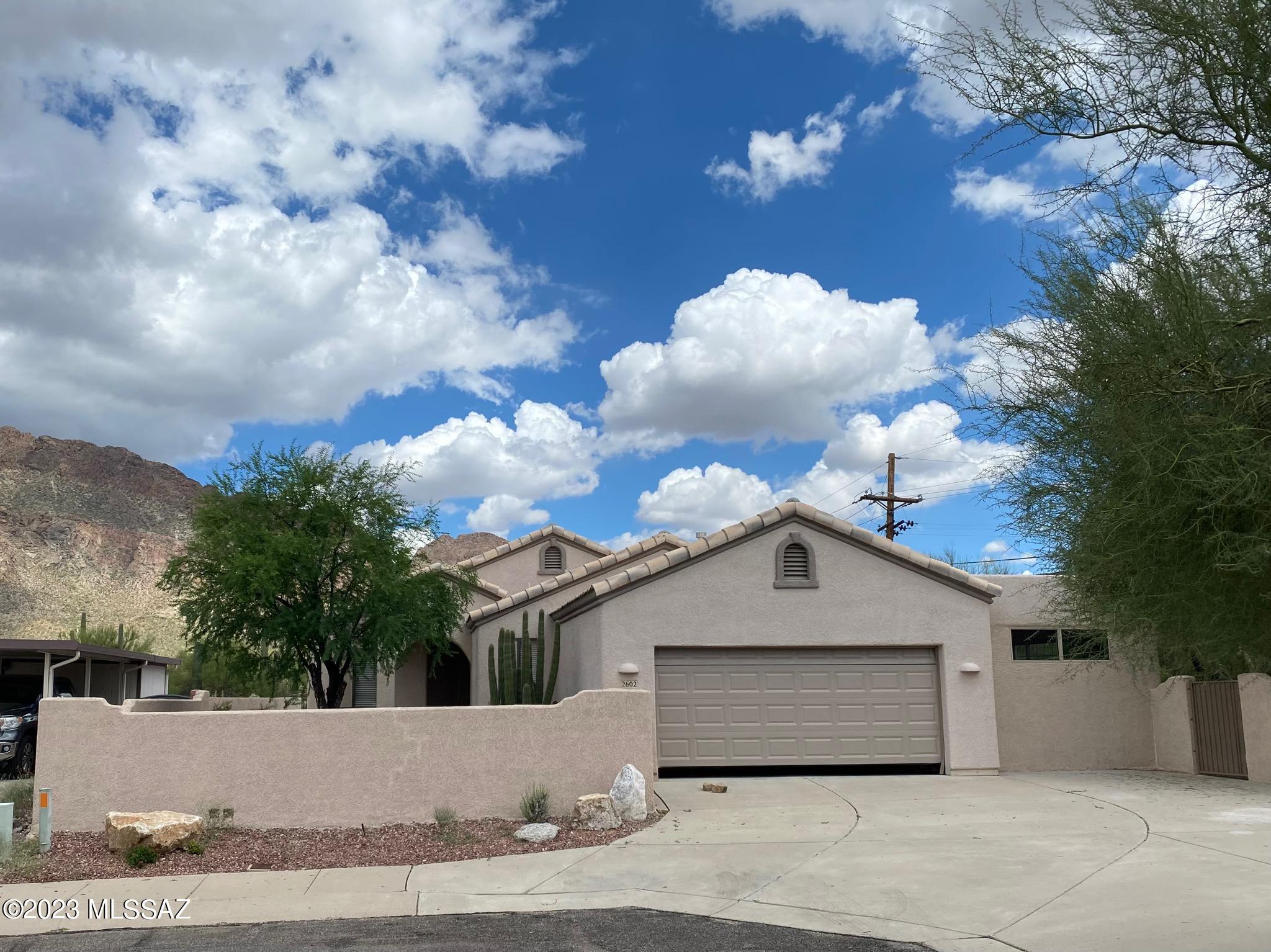 2602 S Falcon View Drive