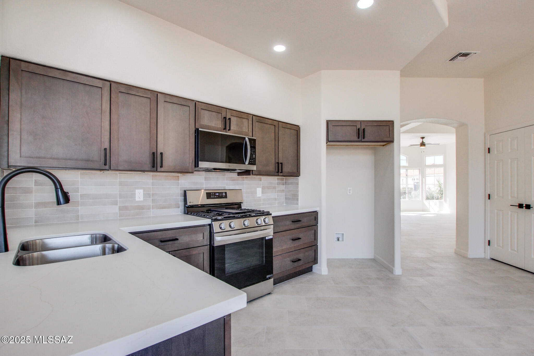 13990 N Cirrus Hill Drive