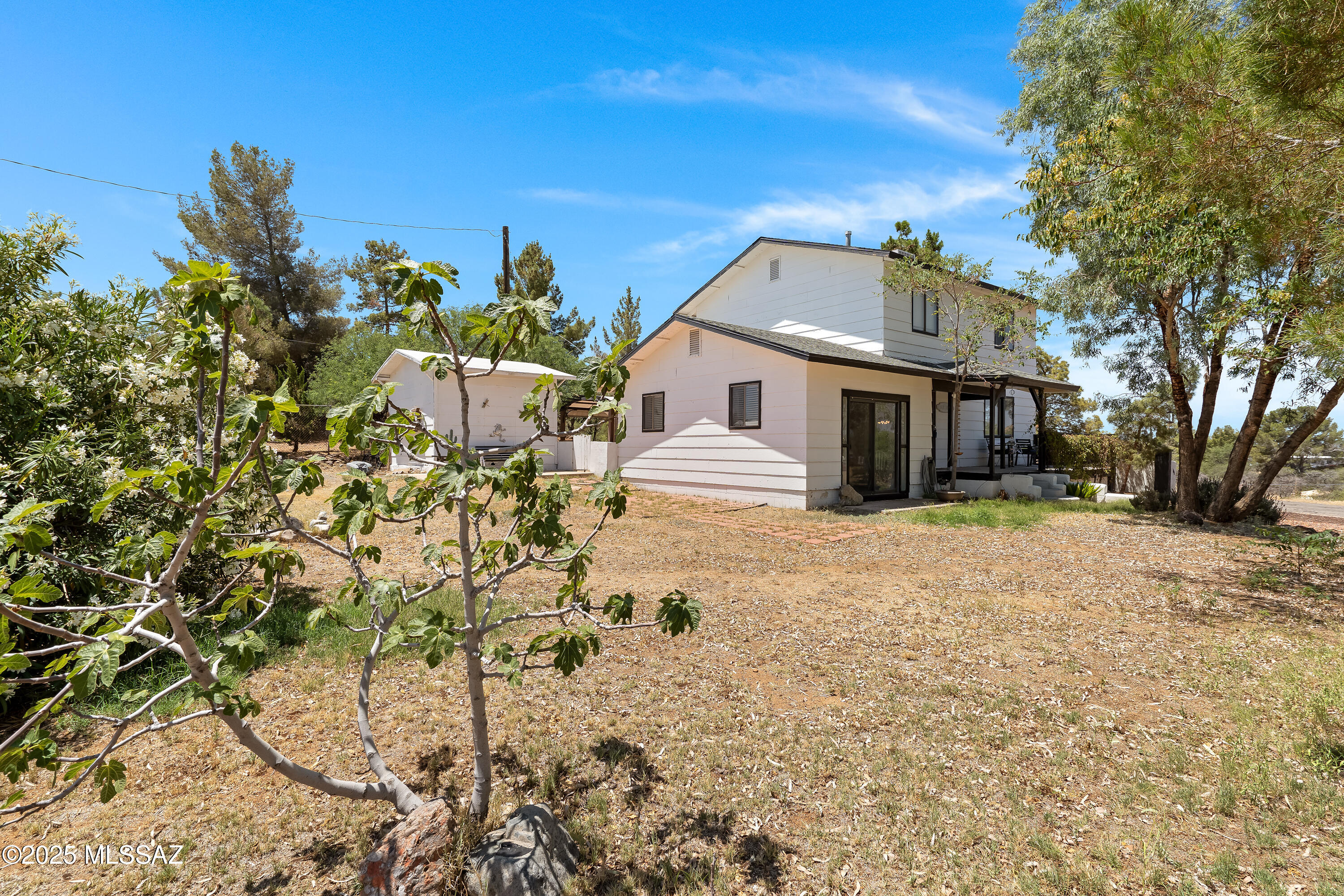 745 N Las Flores Drive