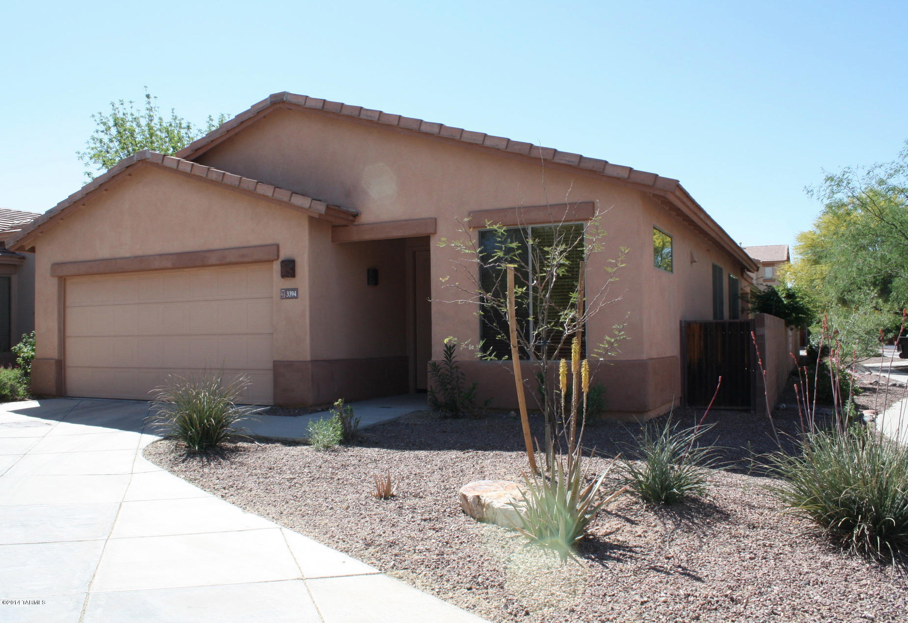 Hacienda Del Rio (1-118) - Residential Lease