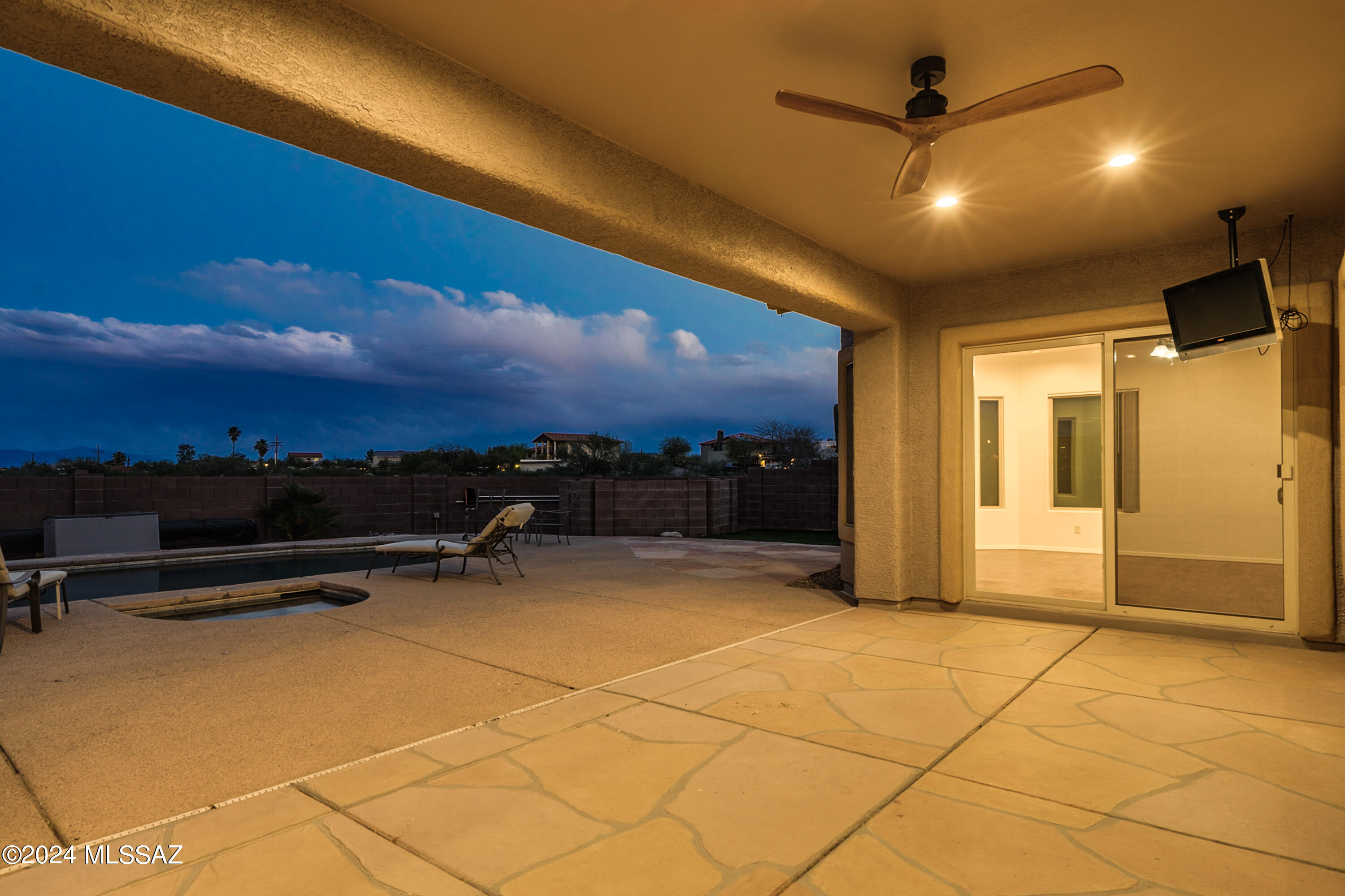Agua Dulce (1-60) - Residential