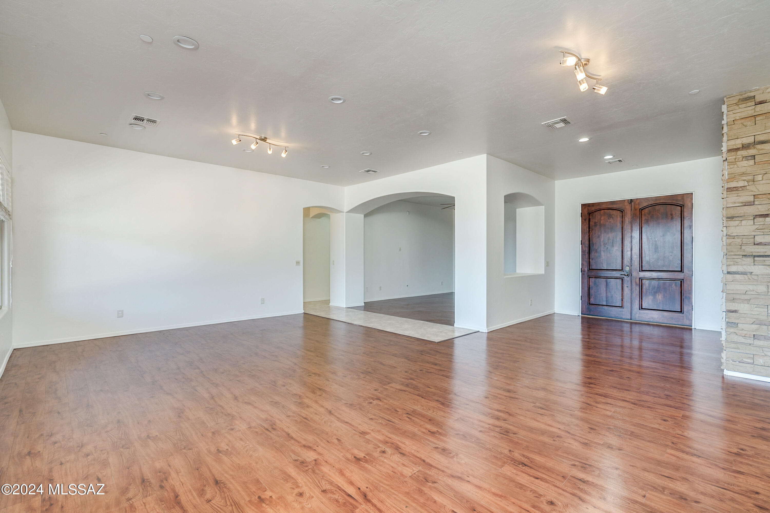 Agua Dulce (1-60) - Residential