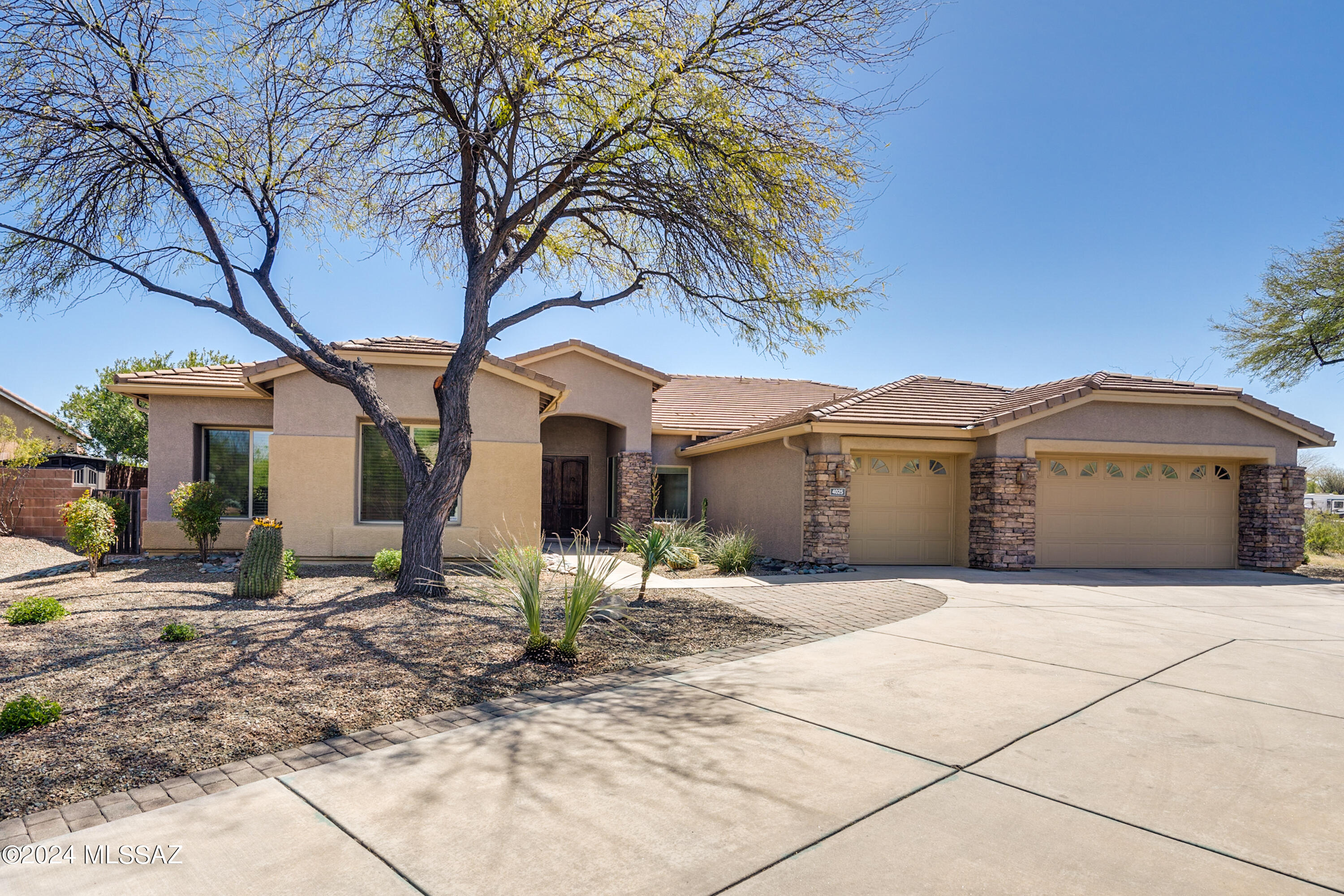 Agua Dulce (1-60) - Residential