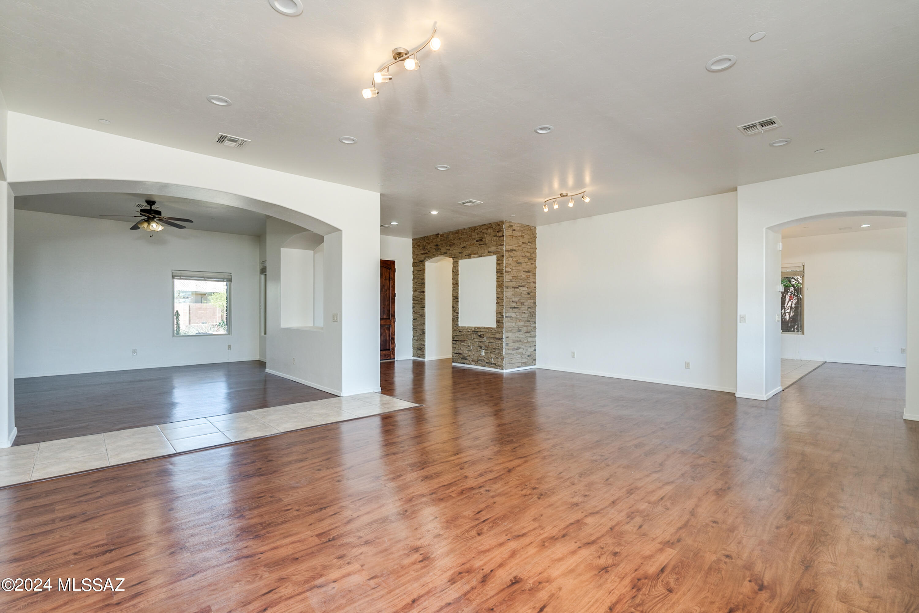 Agua Dulce (1-60) - Residential