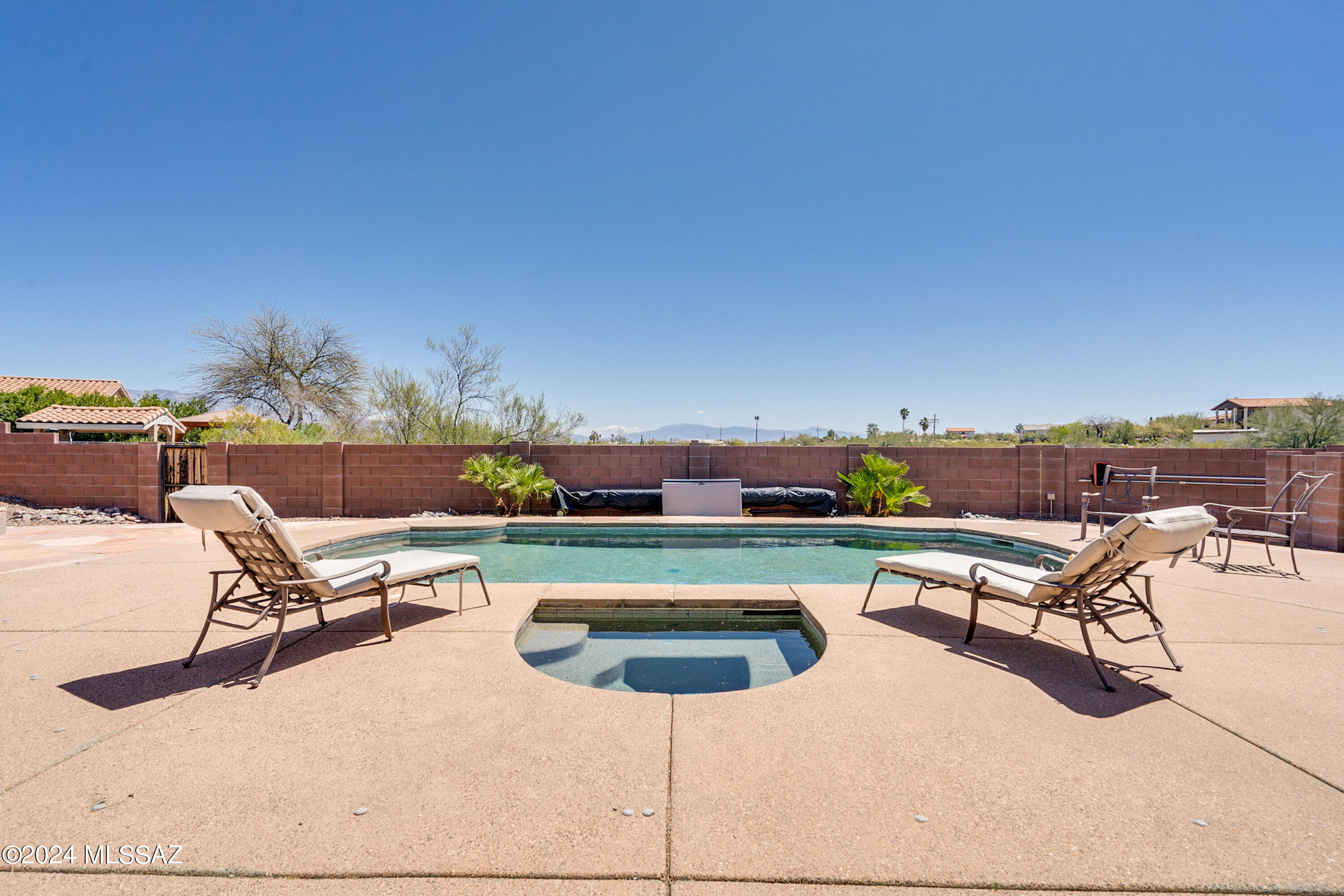 Agua Dulce (1-60) - Residential