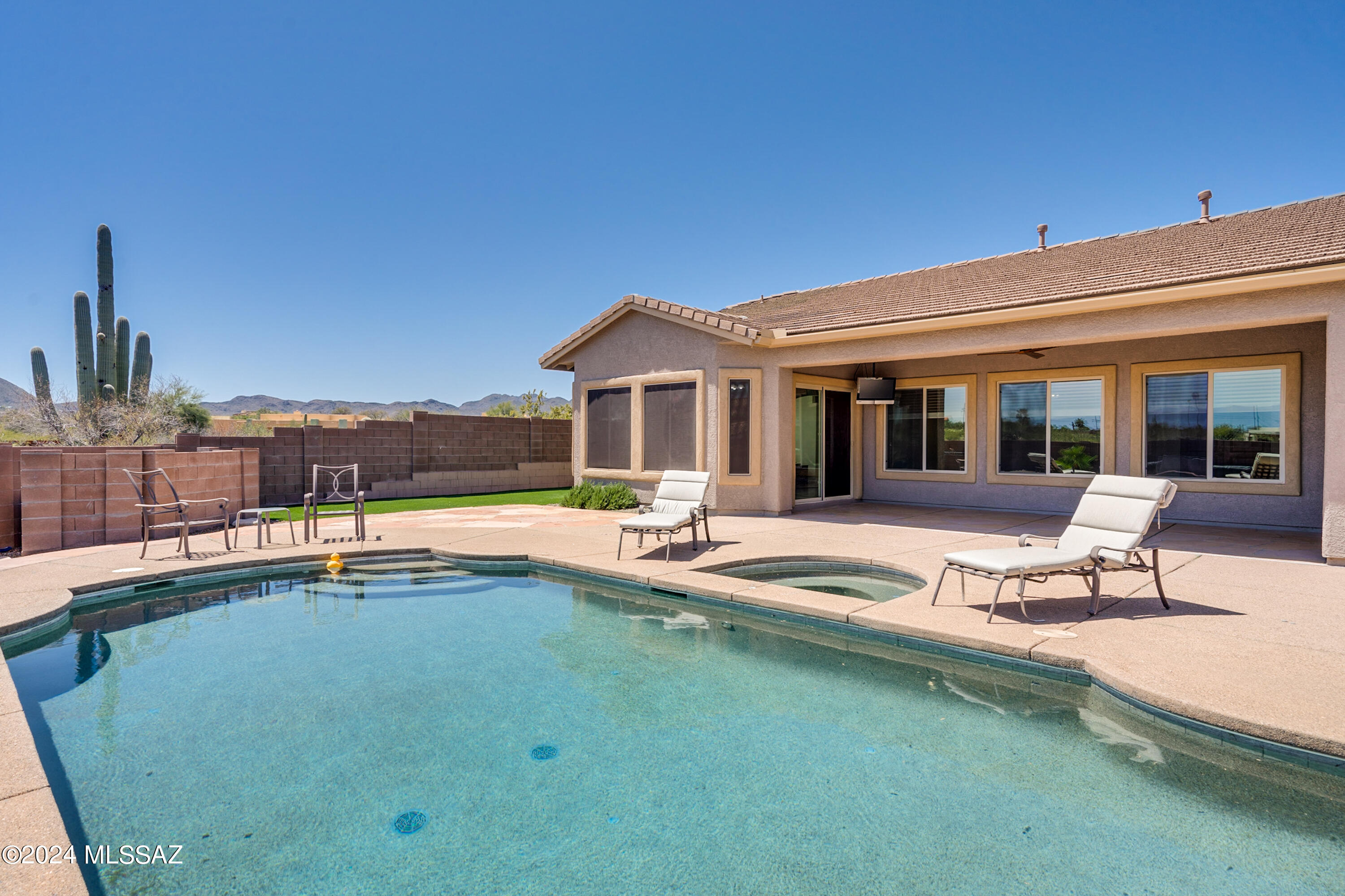 Agua Dulce (1-60) - Residential