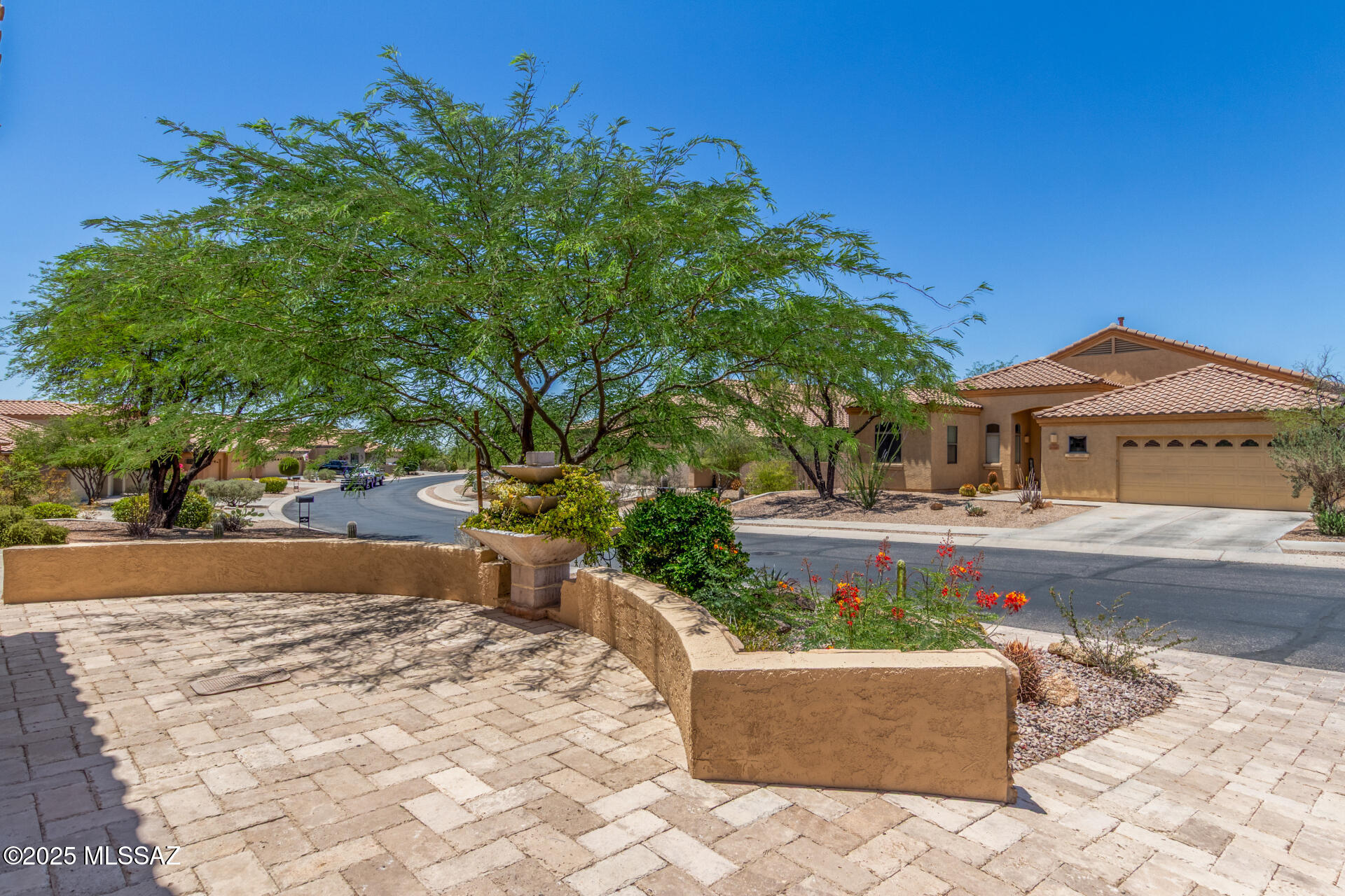 4923 W New Shadow Way