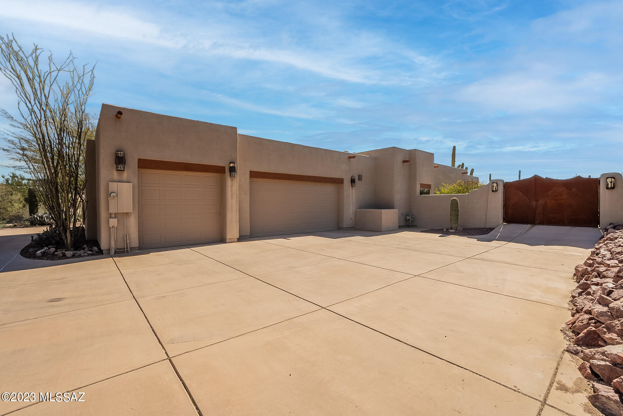 Los Arroyos Del Oeste (1-84) - Residential