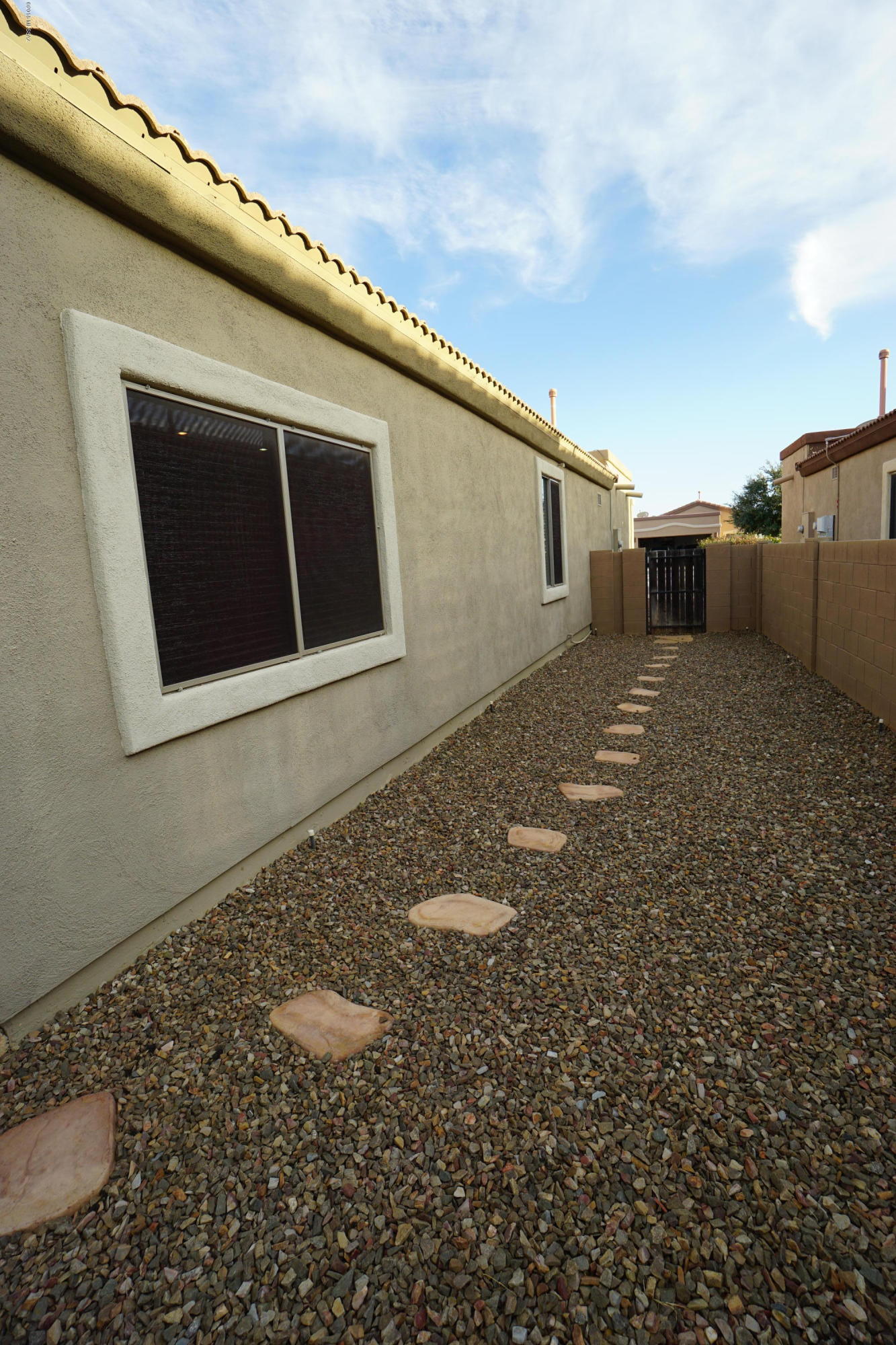 Presidio Del Flores II (1-108) - Residential
