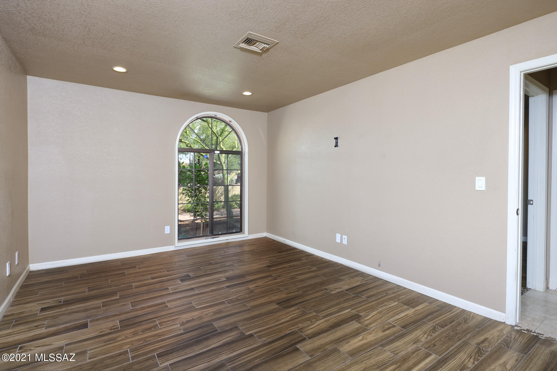 Shadow Hills (484-595) - Residential
