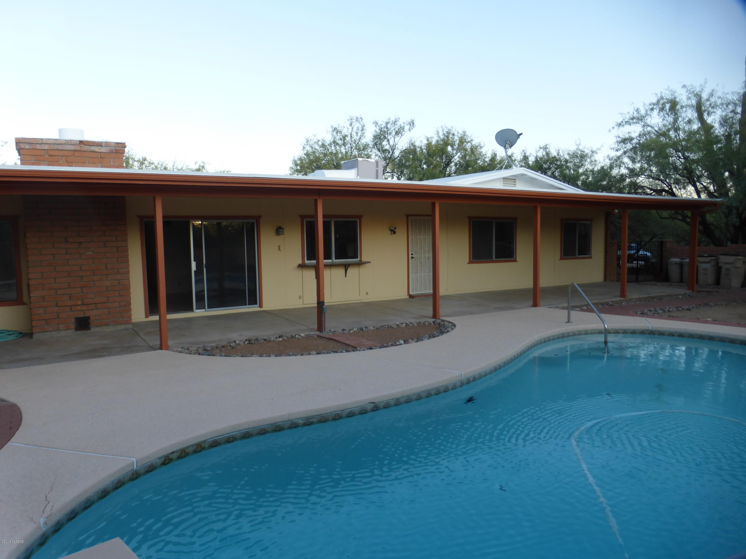 Sabino Town And Country Estates (1-77) - Residential