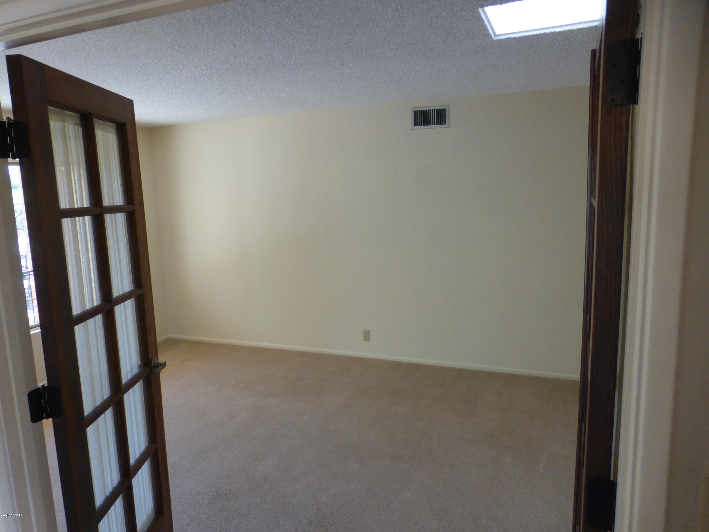 Sabino Town And Country Estates (1-77) - Residential