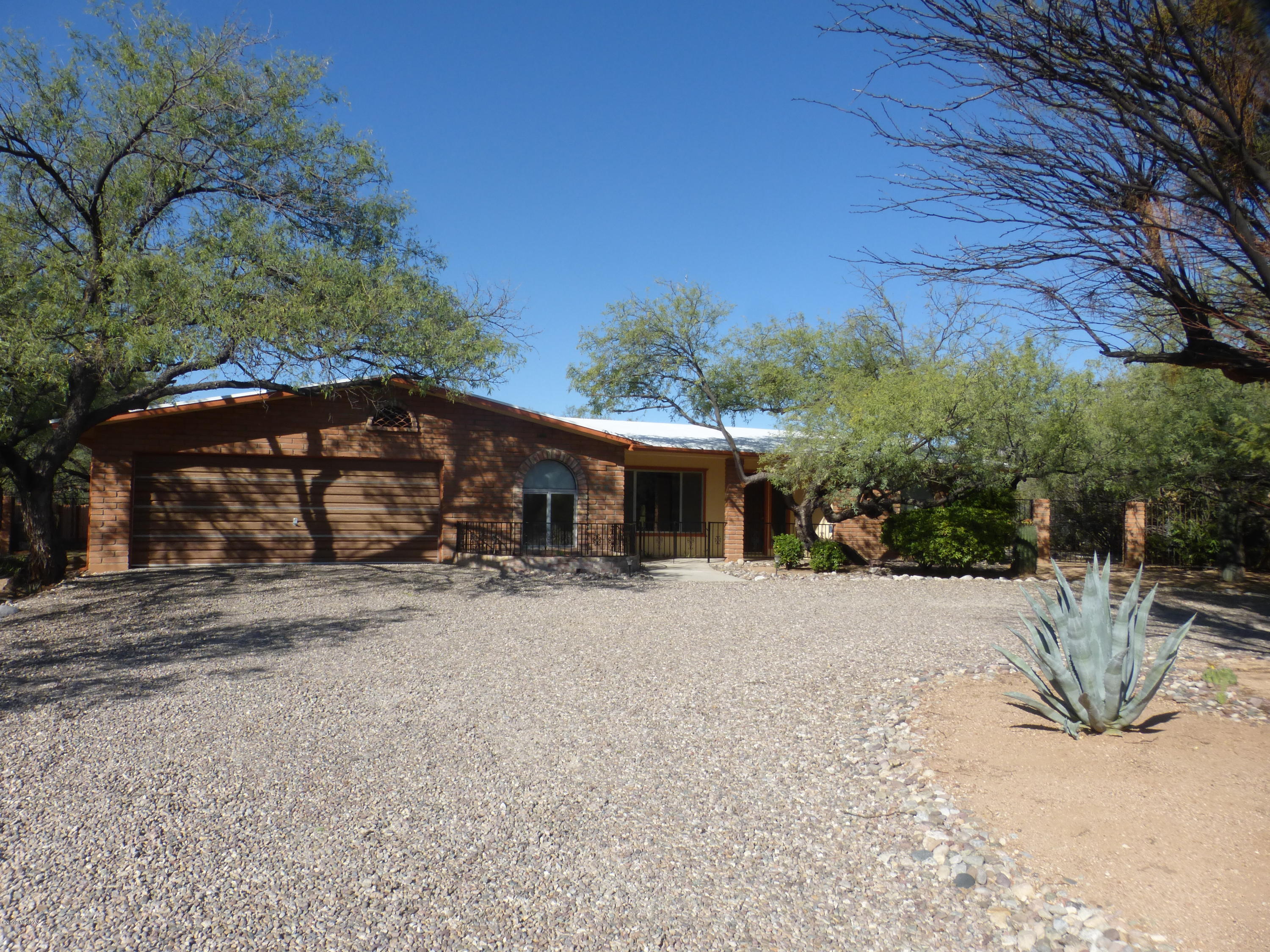 Sabino Town And Country Estates (1-77) - Residential
