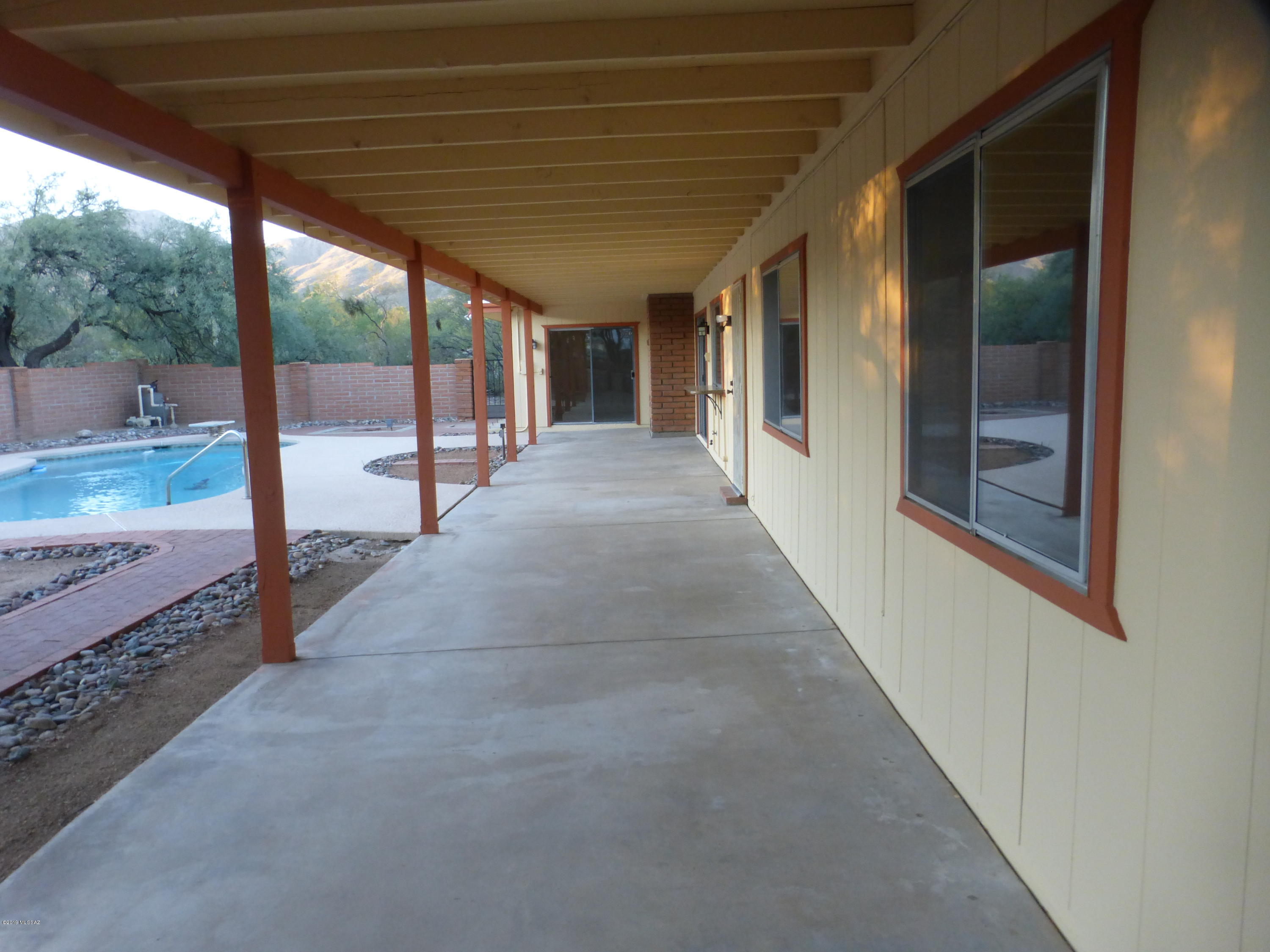 Sabino Town And Country Estates (1-77) - Residential