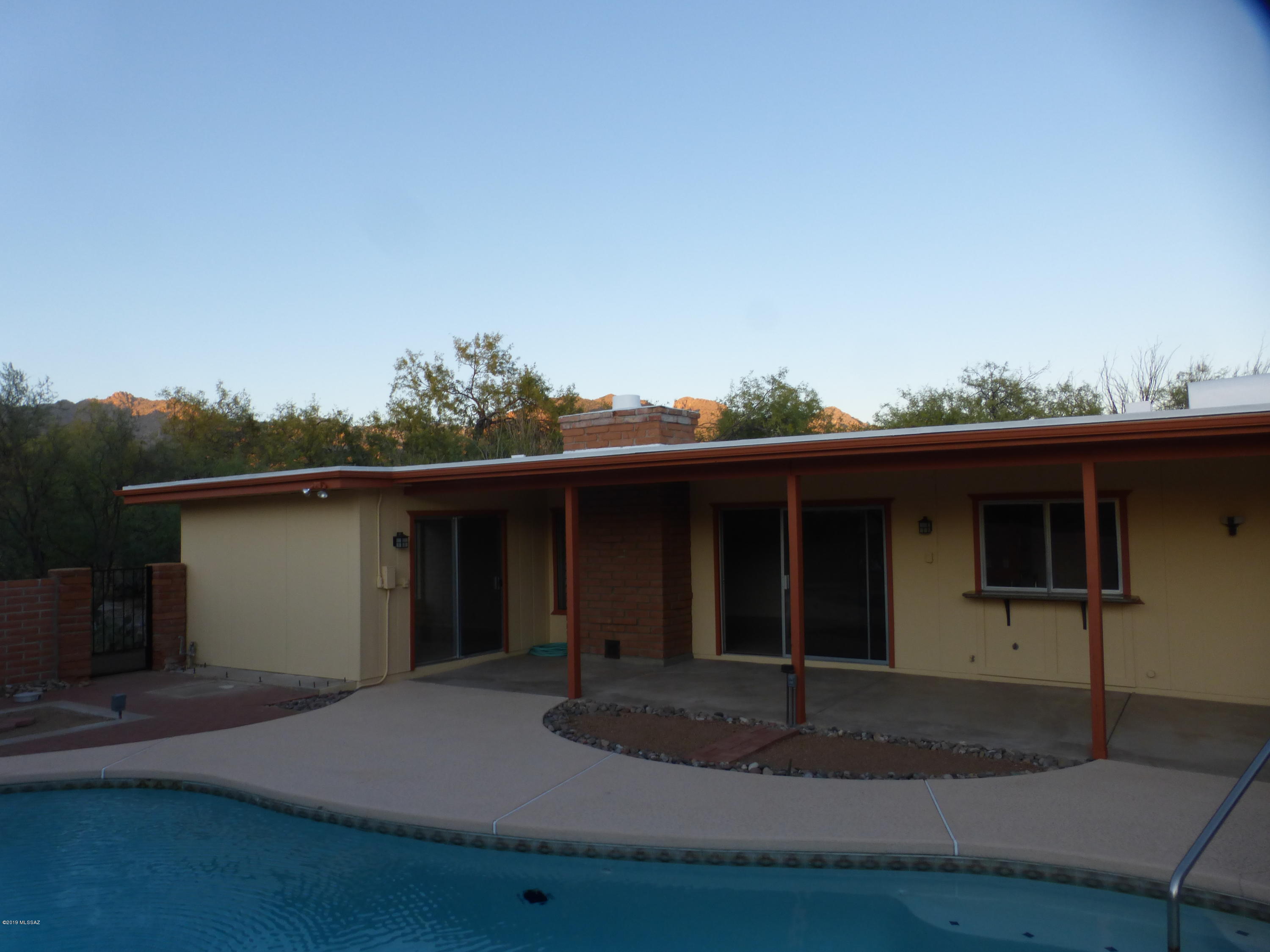 Sabino Town And Country Estates (1-77) - Residential