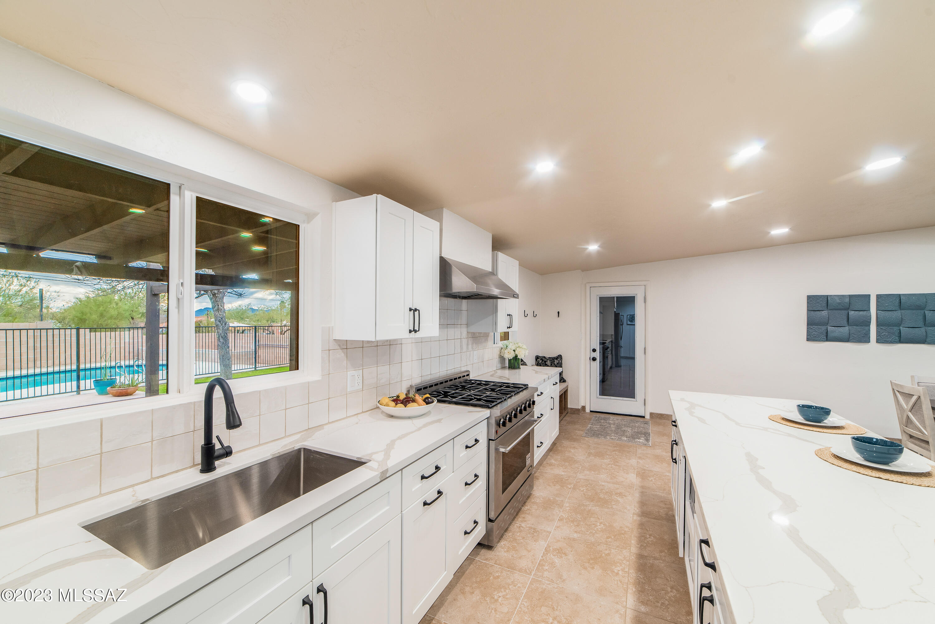 Casas Adobes Estates Resub. (1-67) - Residential