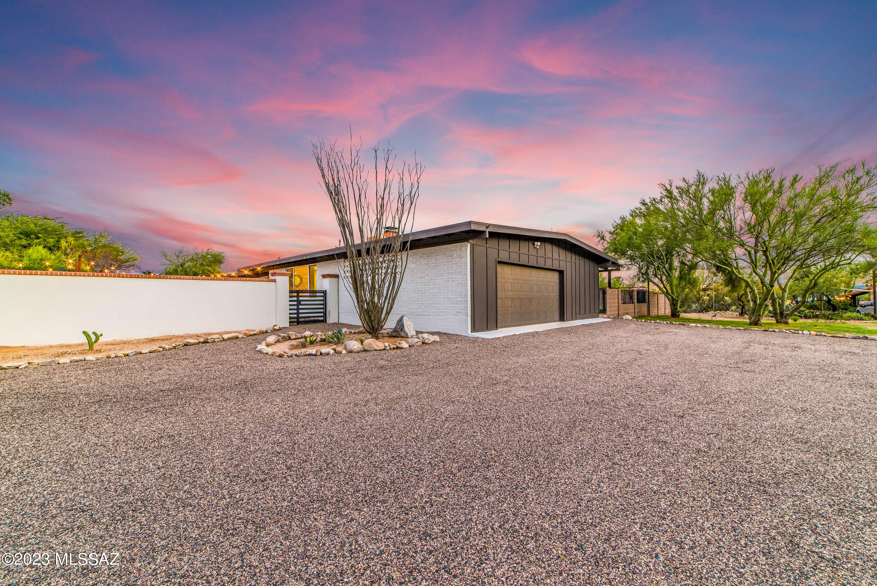 Casas Adobes Estates Resub. (1-67) - Residential