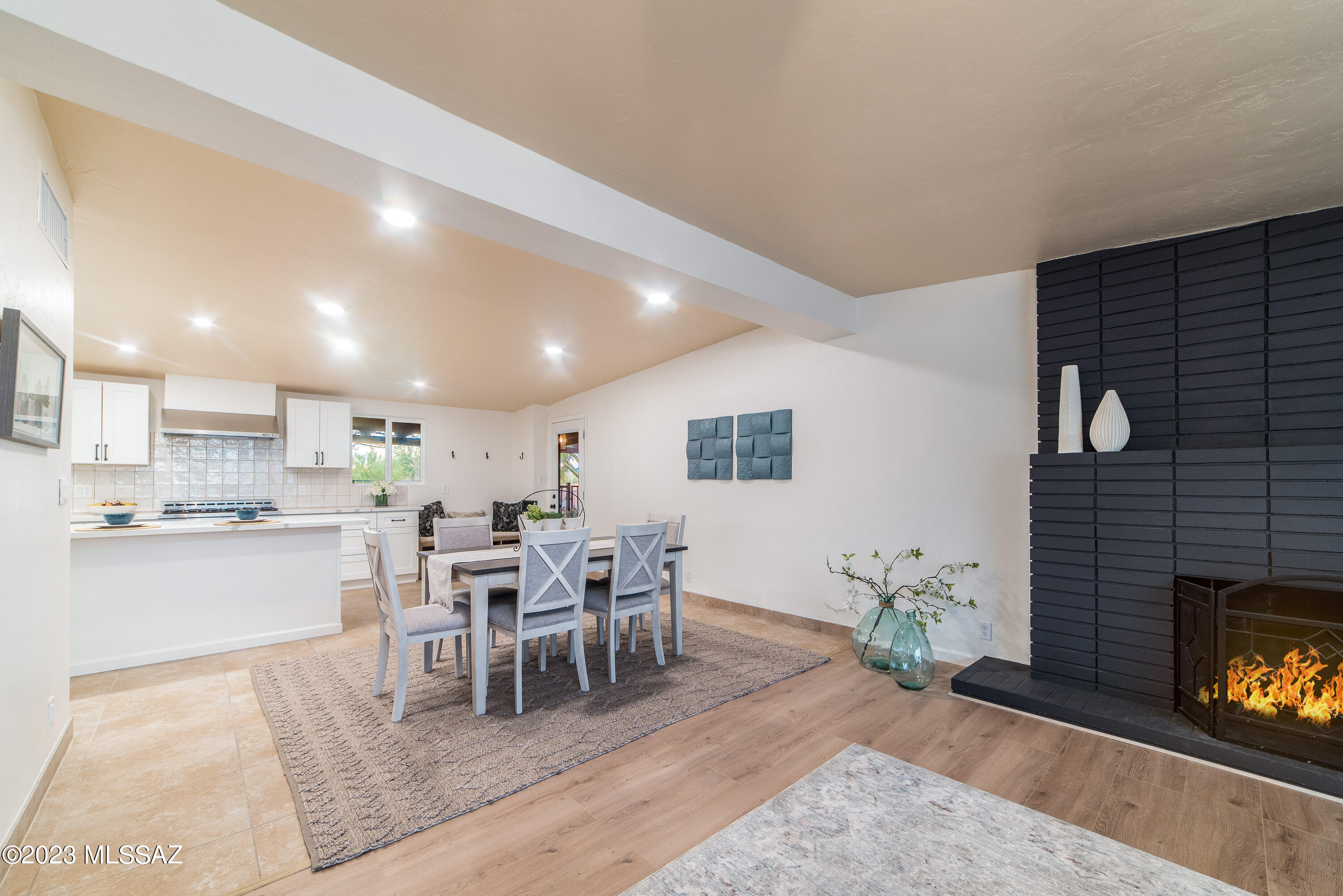 Casas Adobes Estates Resub. (1-67) - Residential