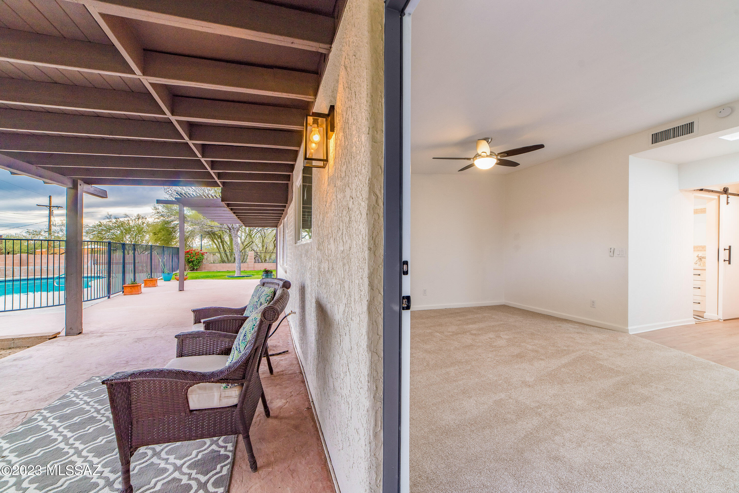 Casas Adobes Estates Resub. (1-67) - Residential