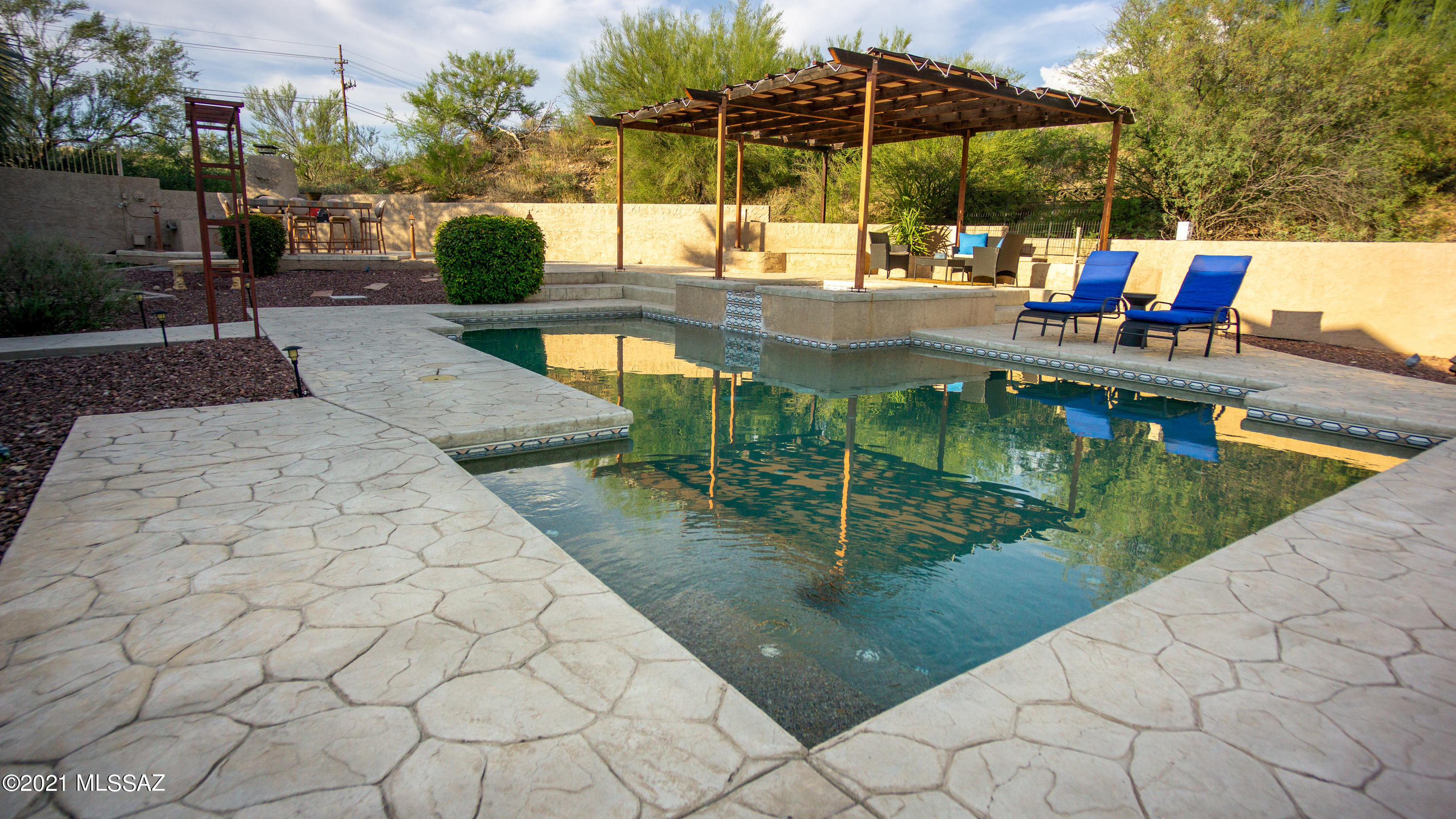 Monte Del Oro (1-187) - Residential