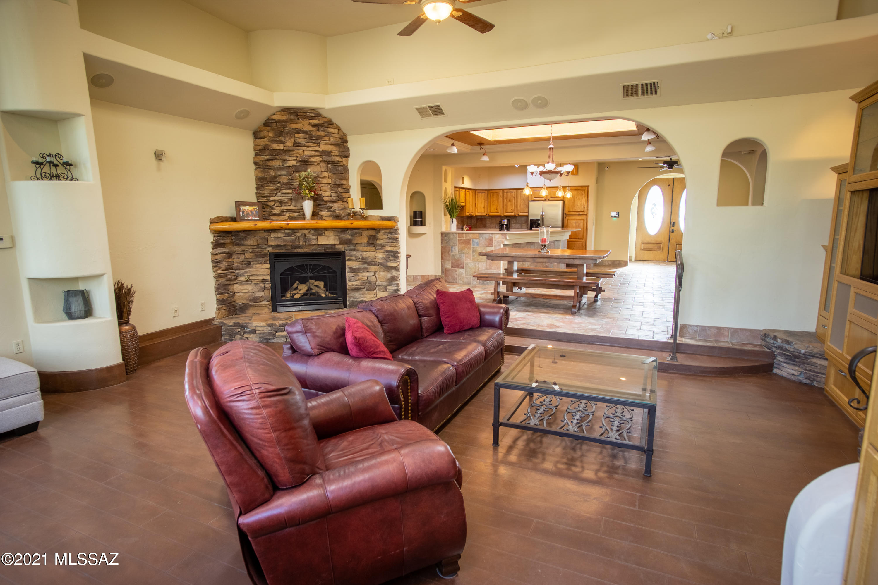 Monte Del Oro (1-187) - Residential