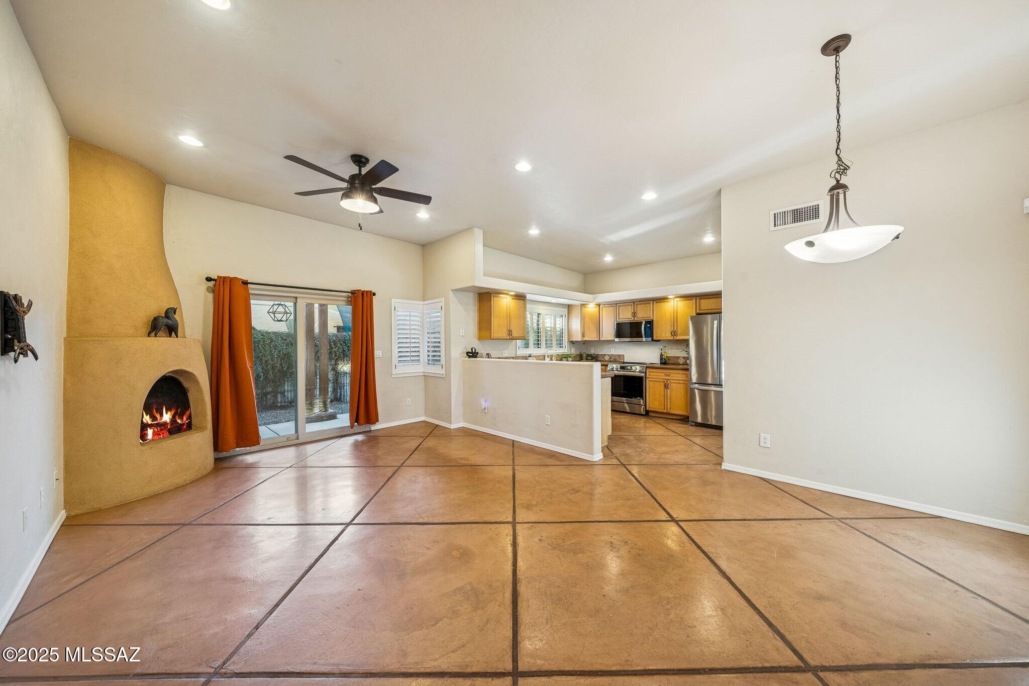 1705 N Baxter Drive